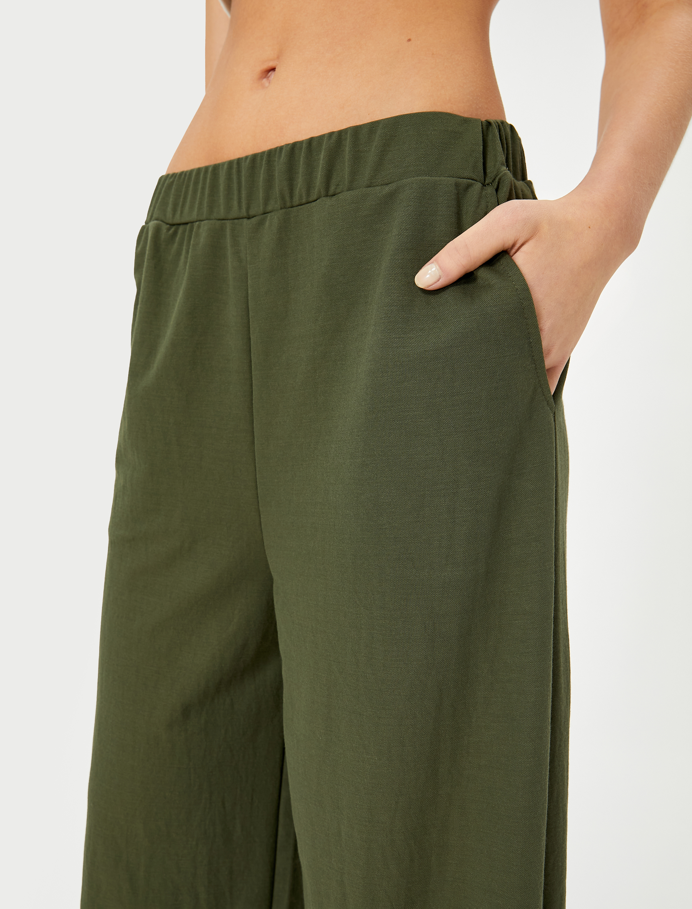   Bol Paça Pantolon Beli Lastikli Cep Detaylı