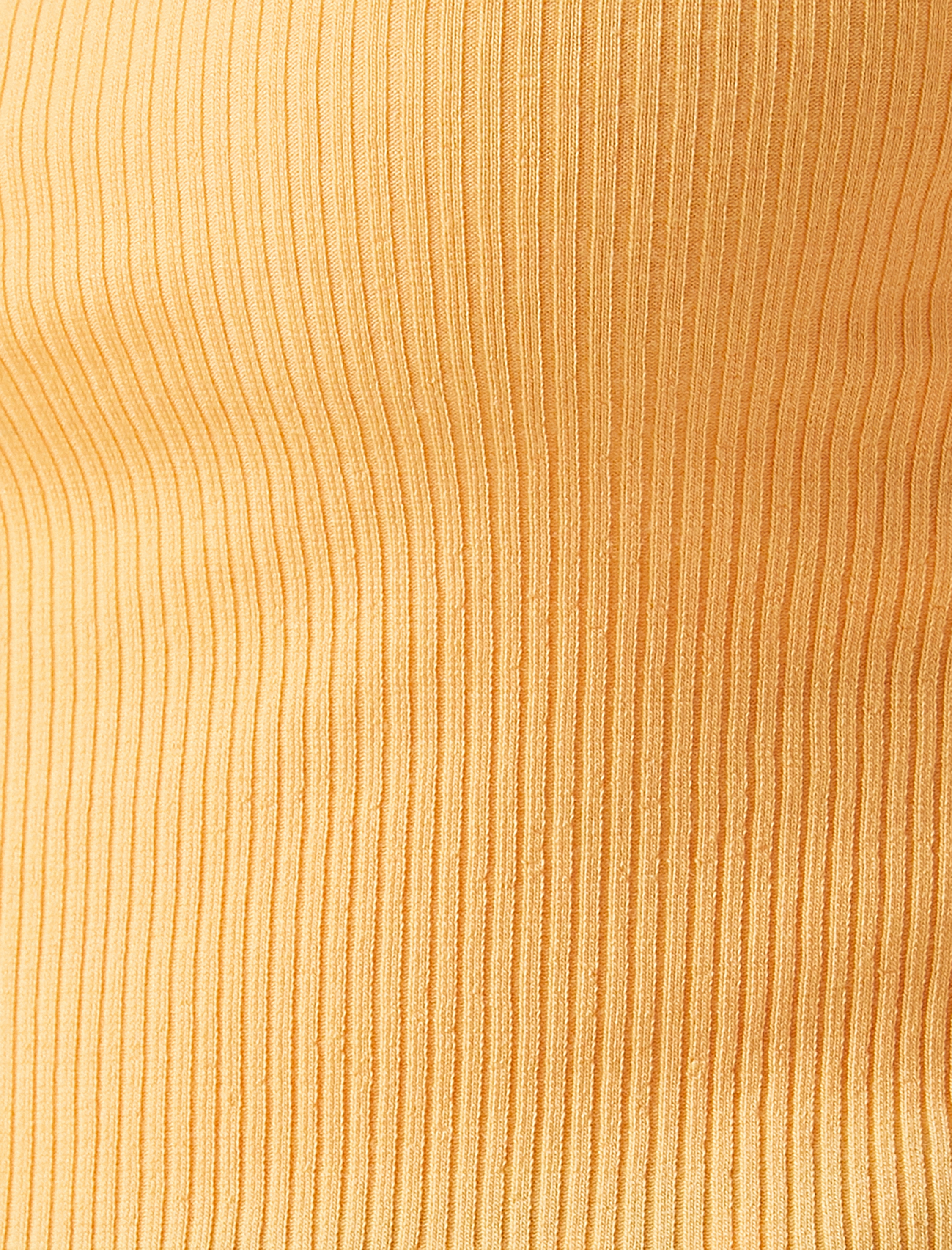   Crop Tişört Fırfır Detaylı Fitilli V Yaka