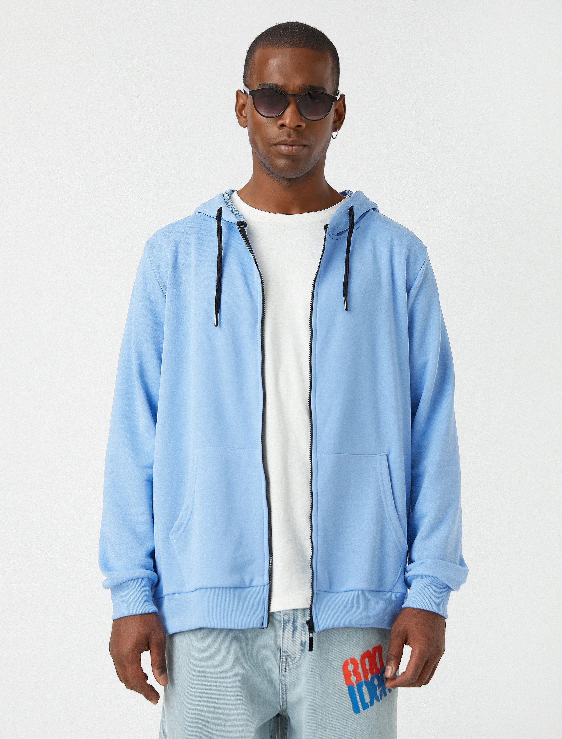   Fermuarlı Kapşonlu Sweatshirt