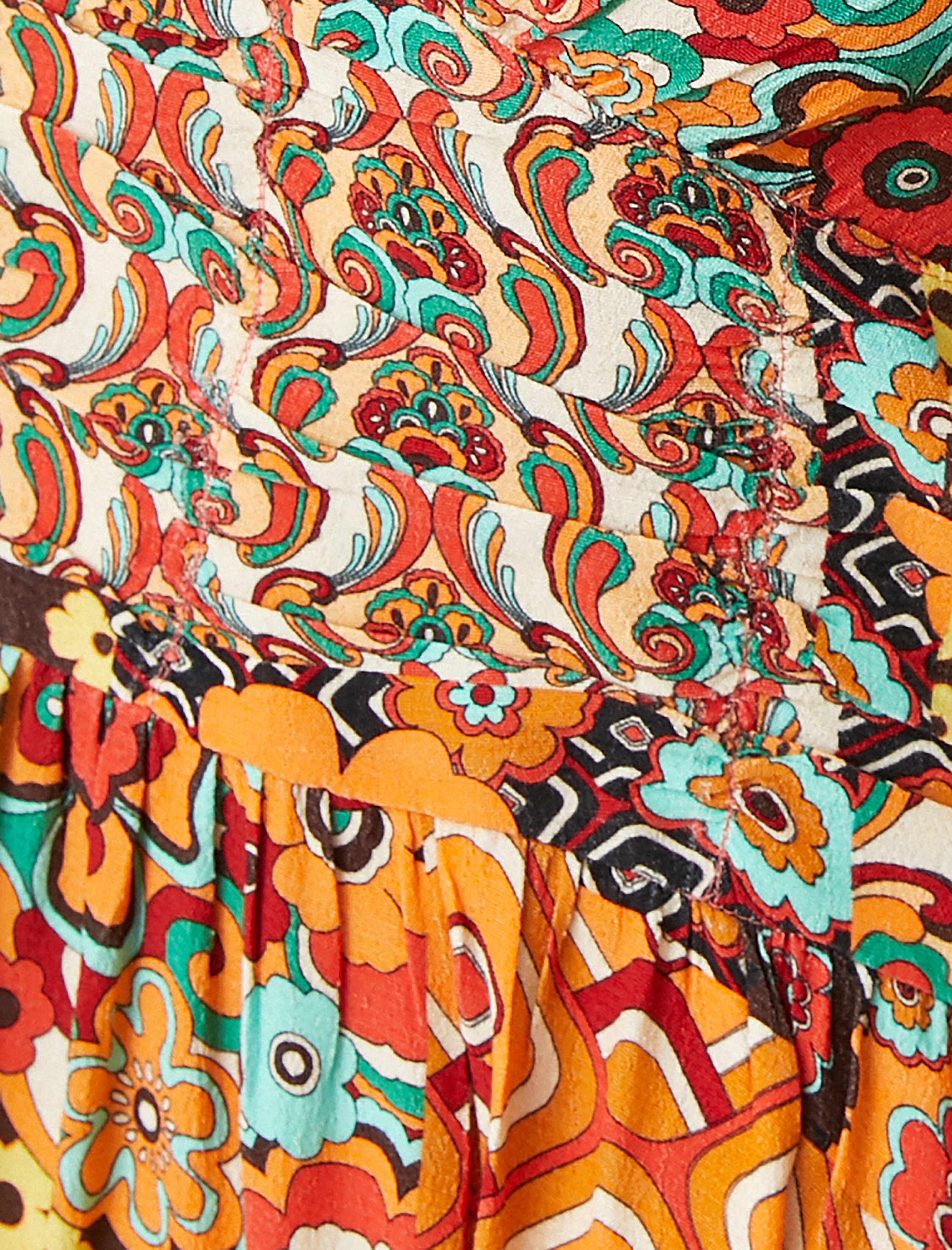   Mini Viskon Elbise Etnik Desenli Uzun Kollu