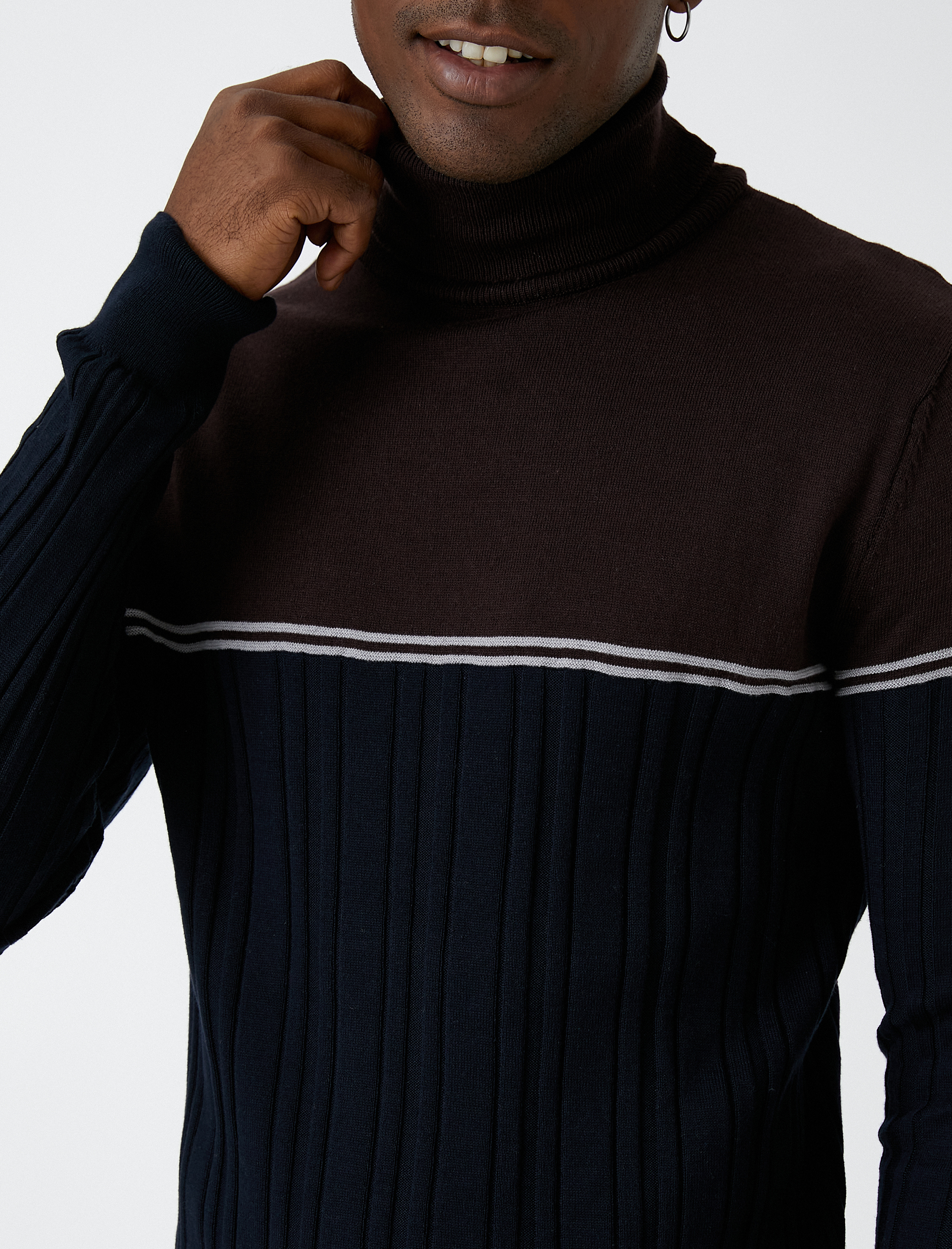   Balıkçı Yaka Triko Kazak Renk Bloklu