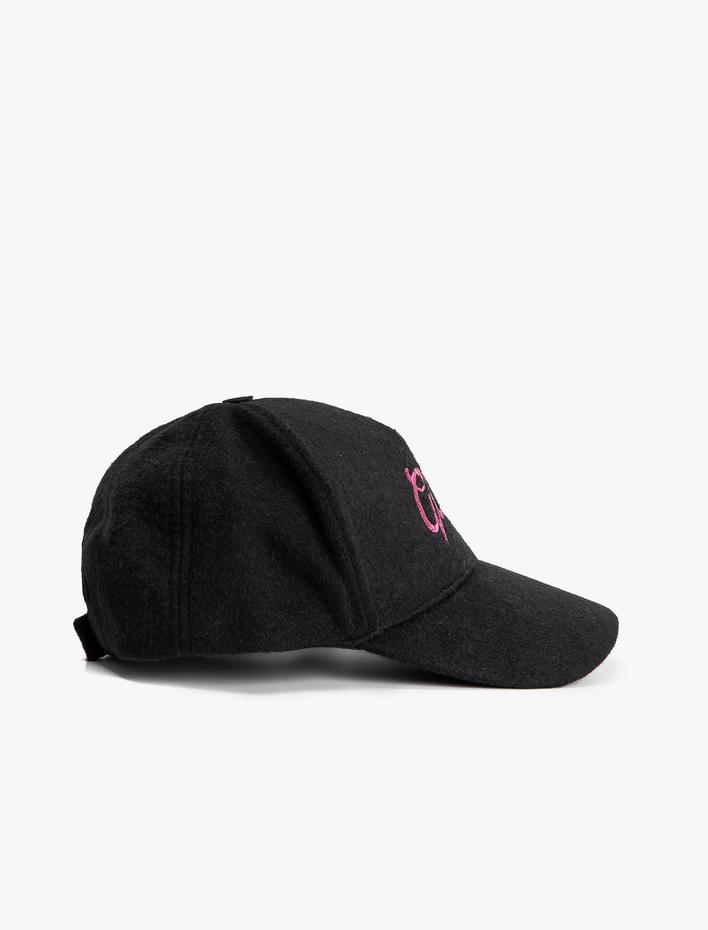 Kadın Slogan İşlemeli Cap Şapka