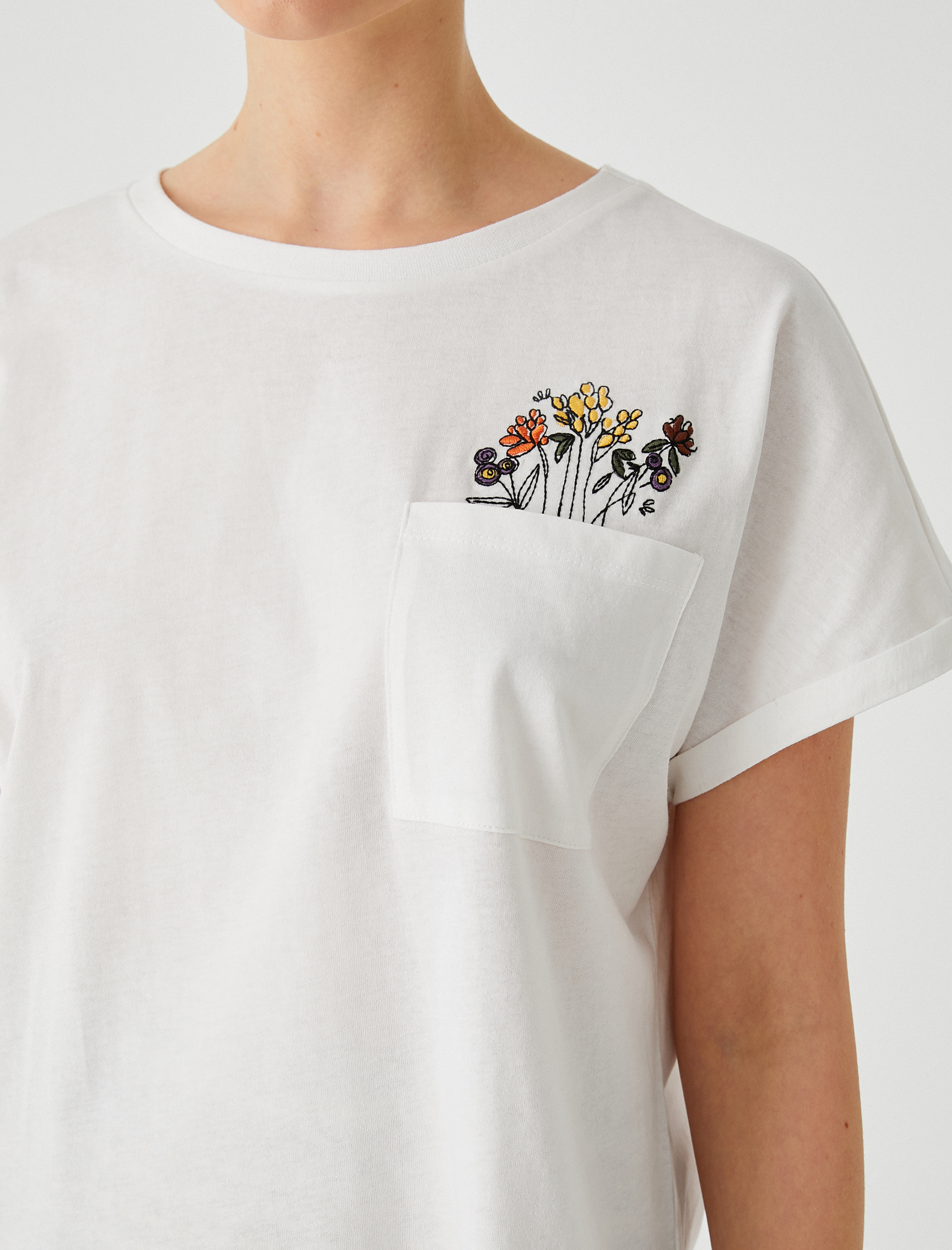   Kısa Kollu Baskılı Tişört