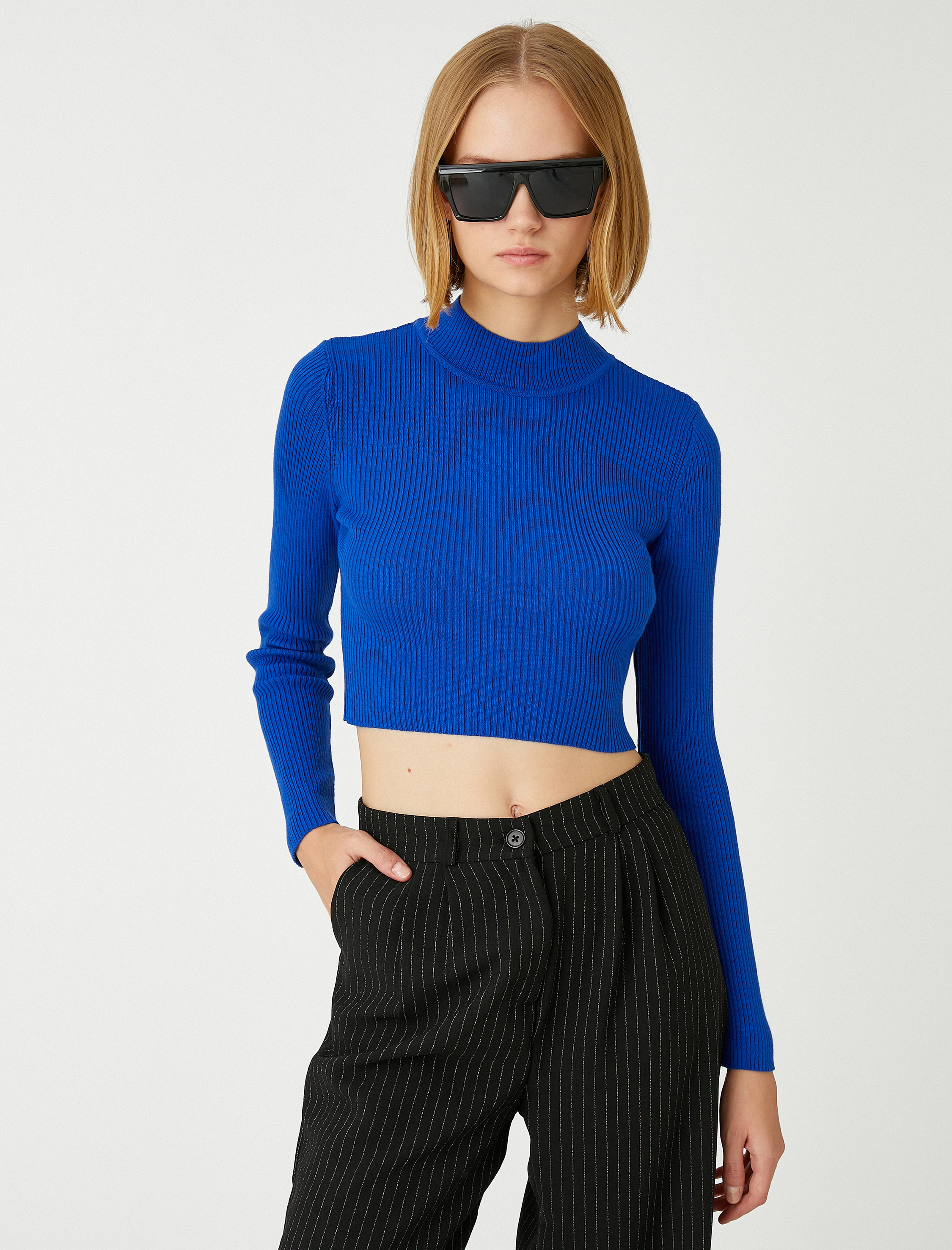   Crop Triko Kazak Dik Yaka Ribanalı Kaşmir Dokulu