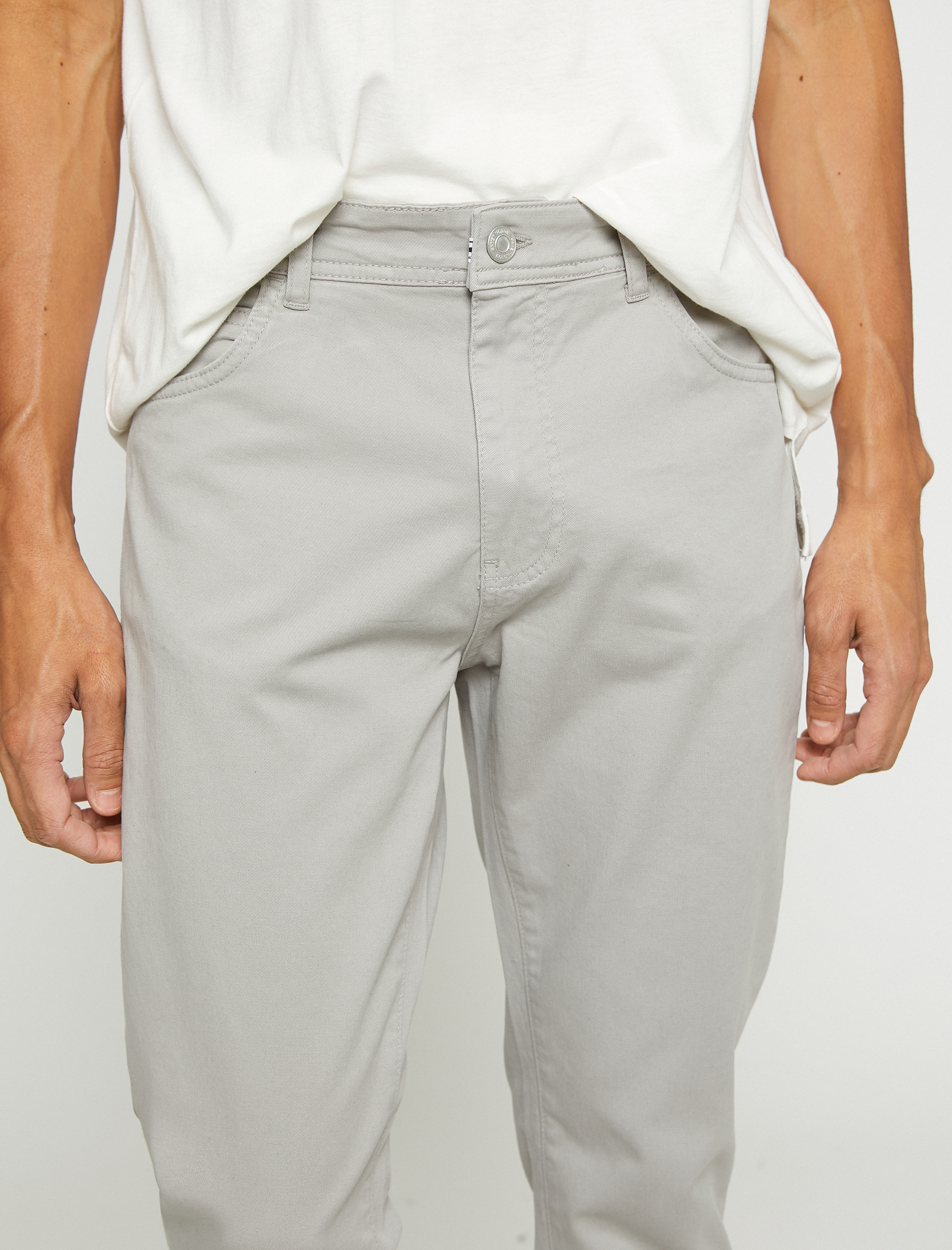   Basic Gabardin Pantolon Slim Fit Düğme Detaylı