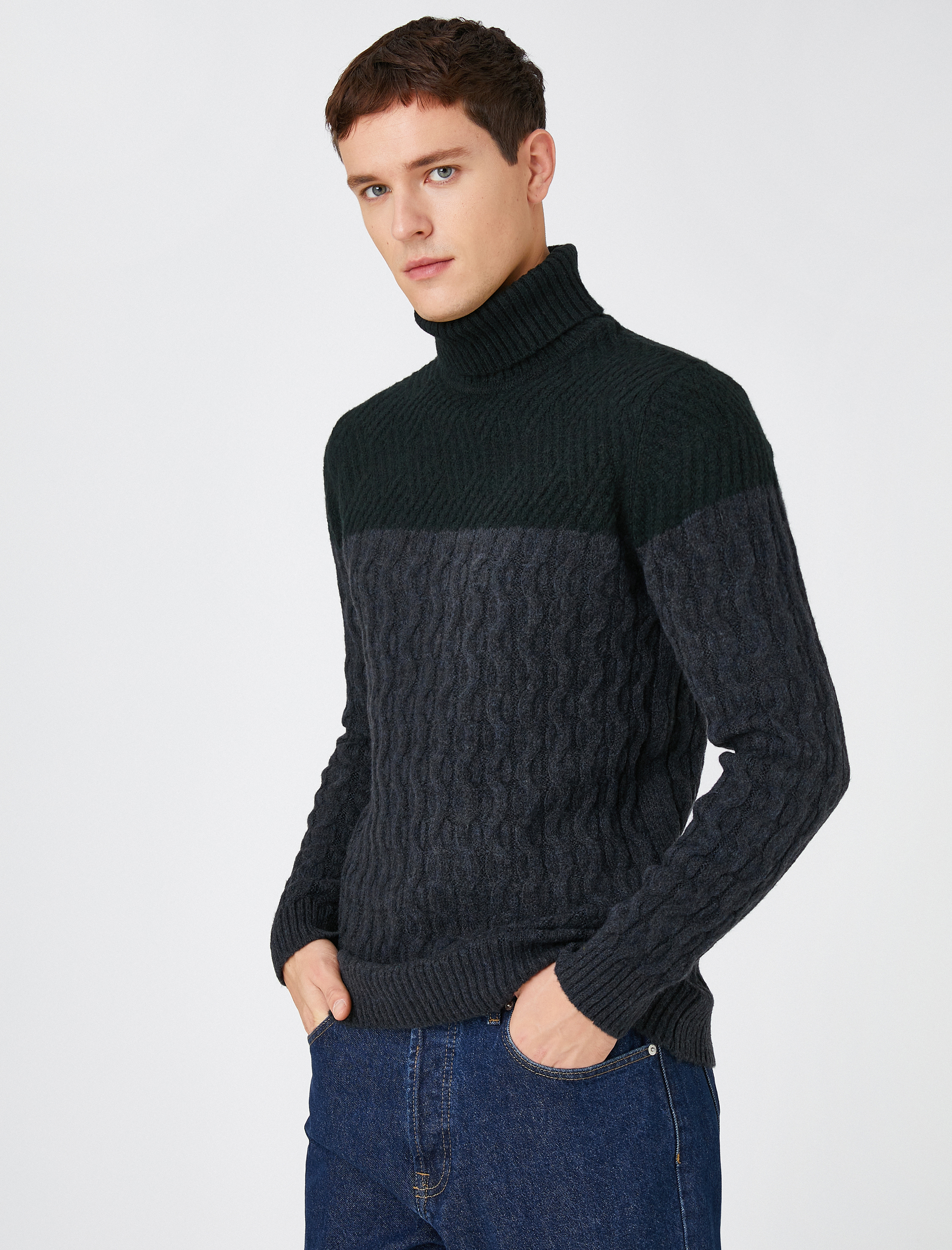   Basic Boğazlı Kazak Melanj Renk Bloklu Örgü Detaylı