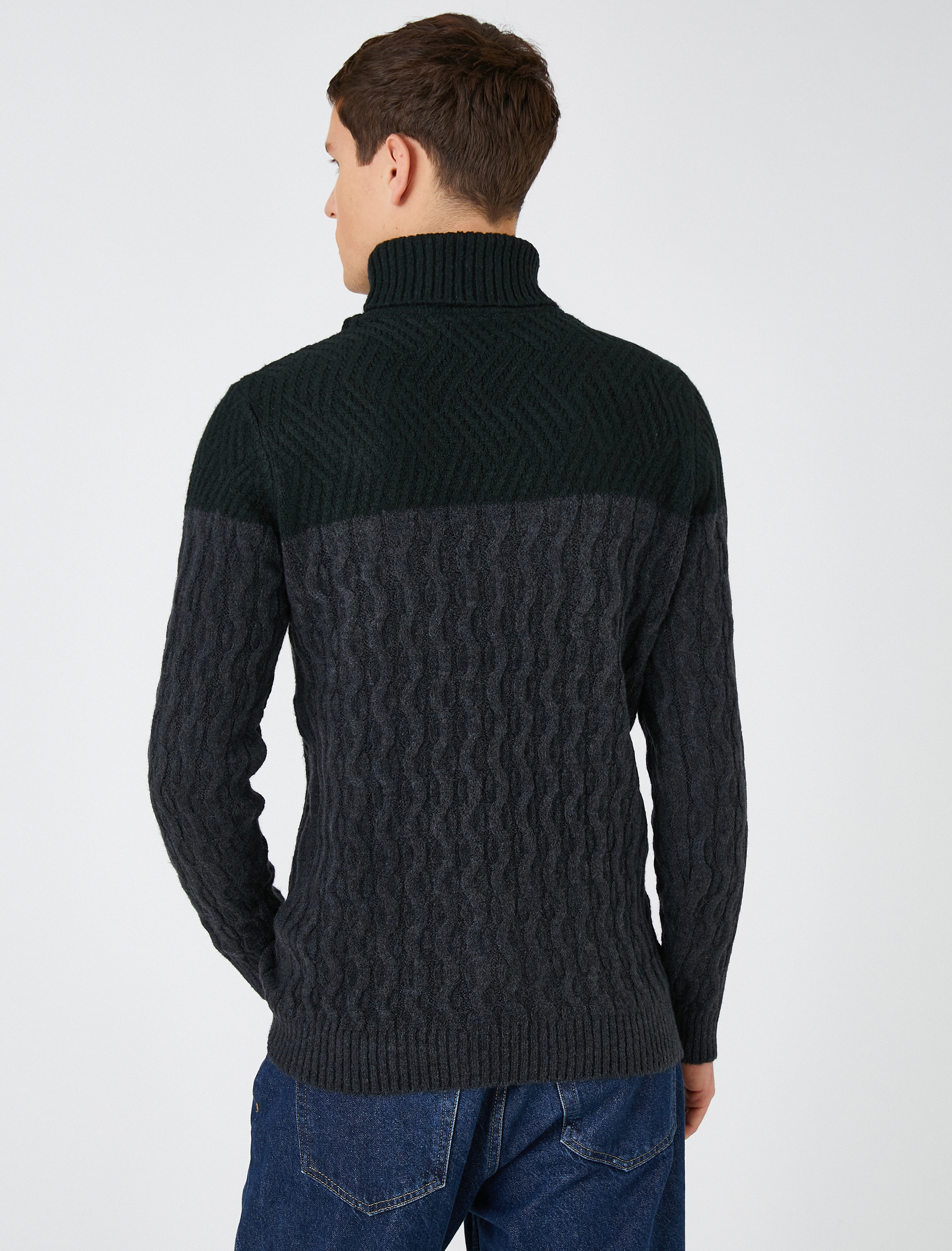   Basic Boğazlı Kazak Melanj Renk Bloklu Örgü Detaylı