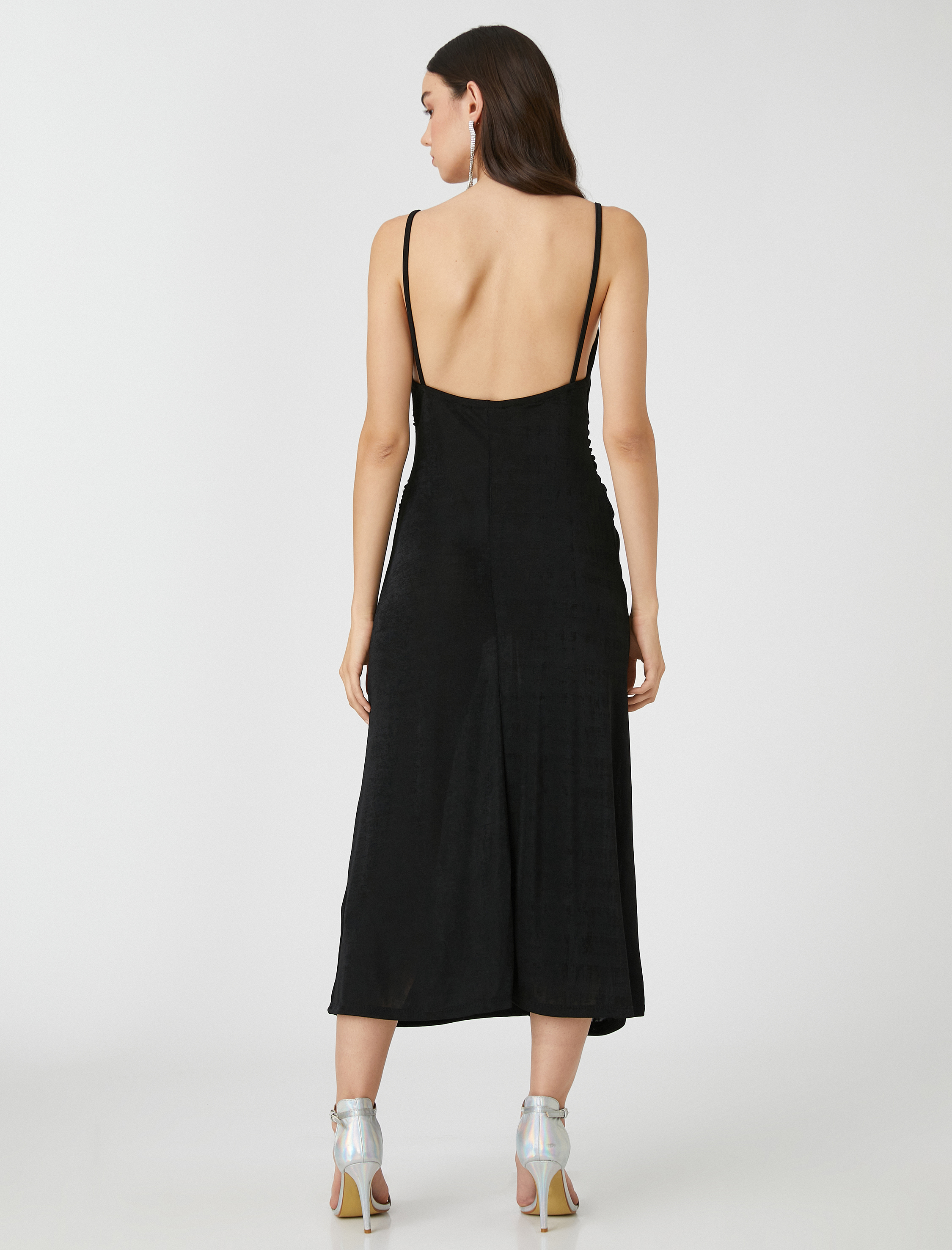   Askılı Elbise Büzgü Detaylı V Yaka