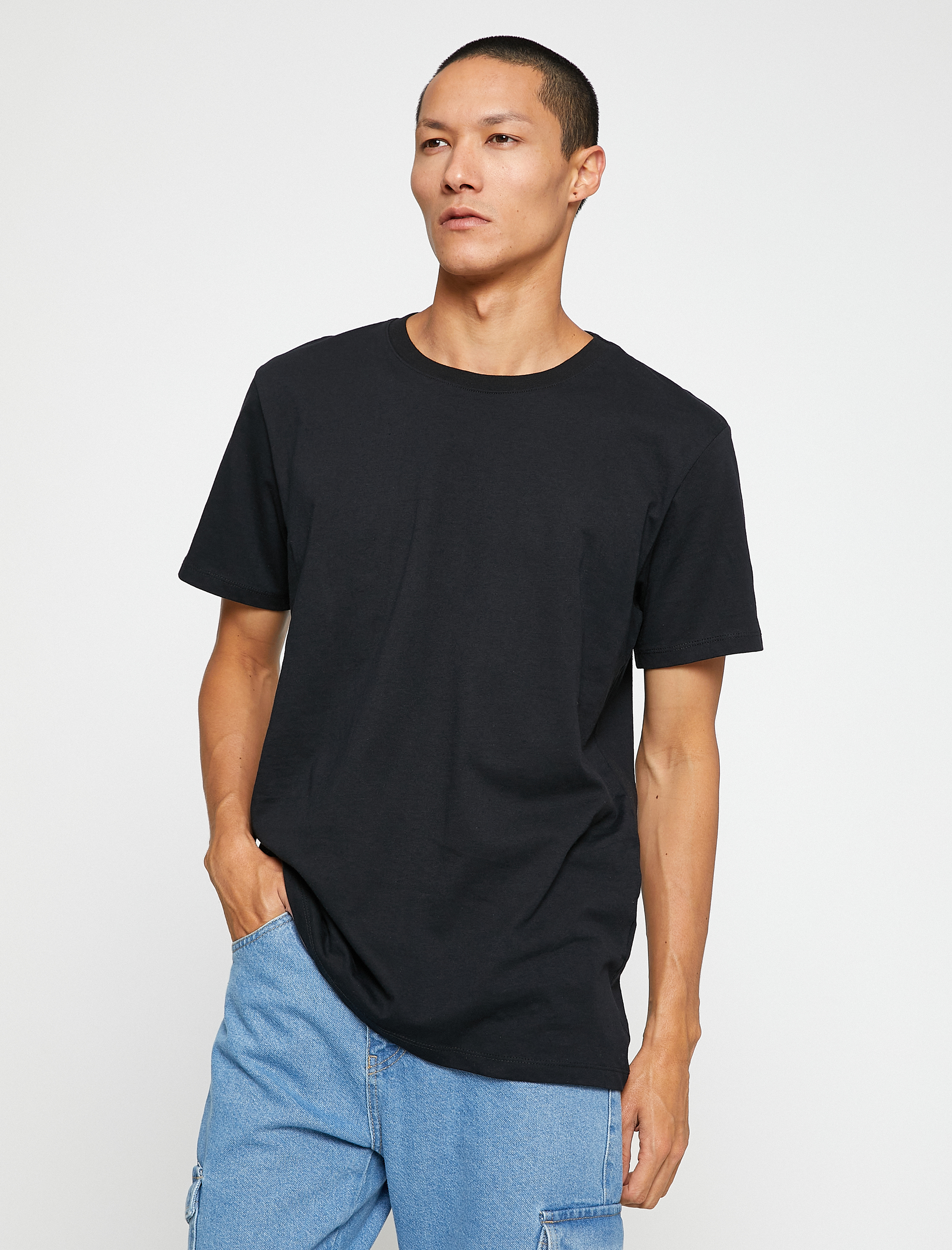   Basic Tişört Slim Fit Bisiklet Yaka Kısa Kollu Pamuklu