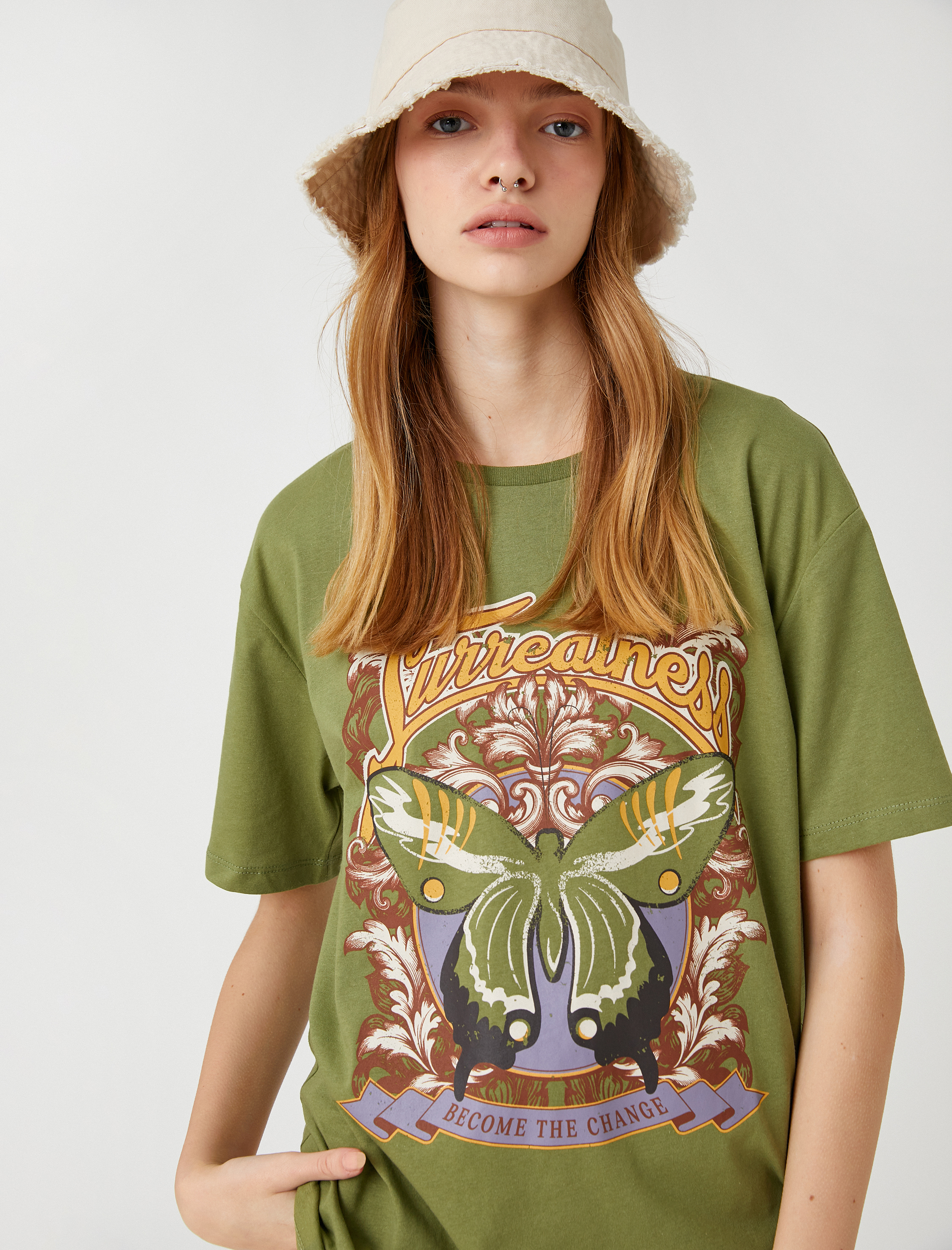   Kısa Kollu Tişört Kelebek Baskılı Bisiklet Yaka