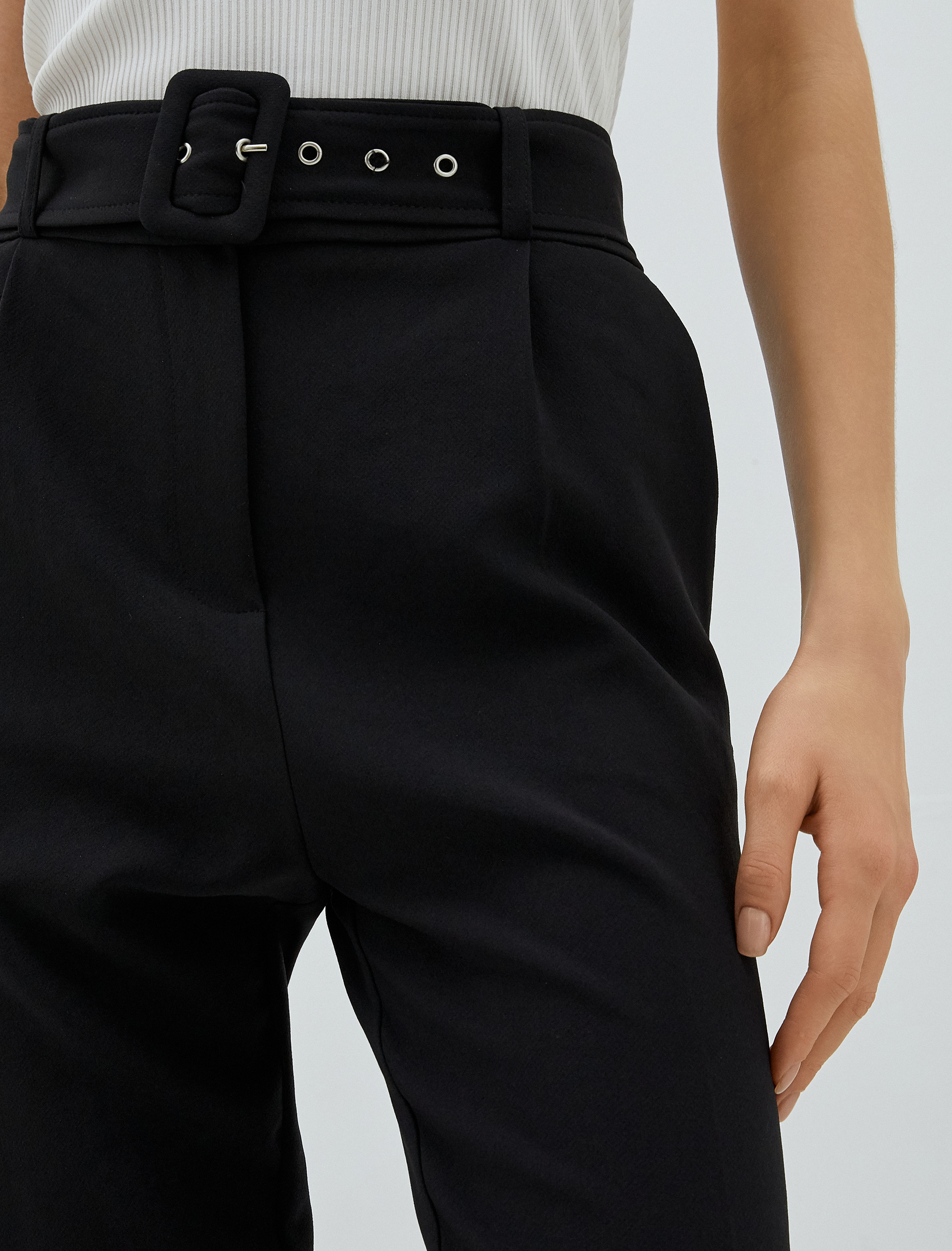   Crop Havuç Pantolon Yüksek Bel Pile Detaylı