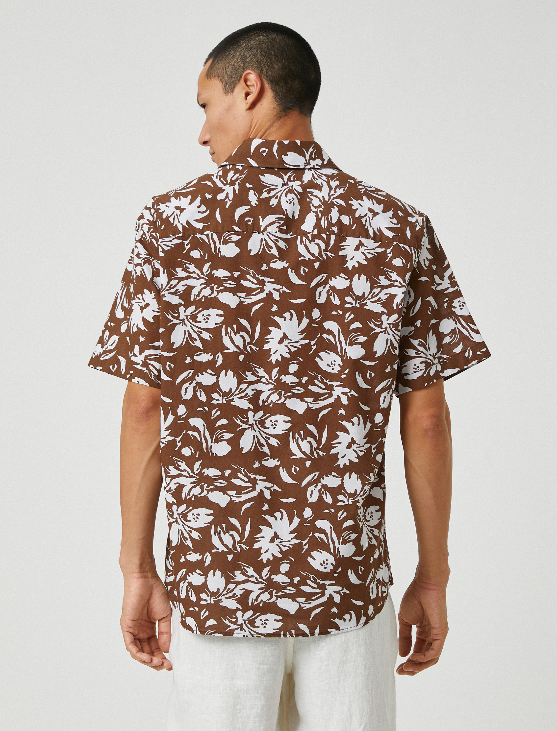   Yazlık Gömlek Çiçekli Kısa Kollu Klasik Yaka