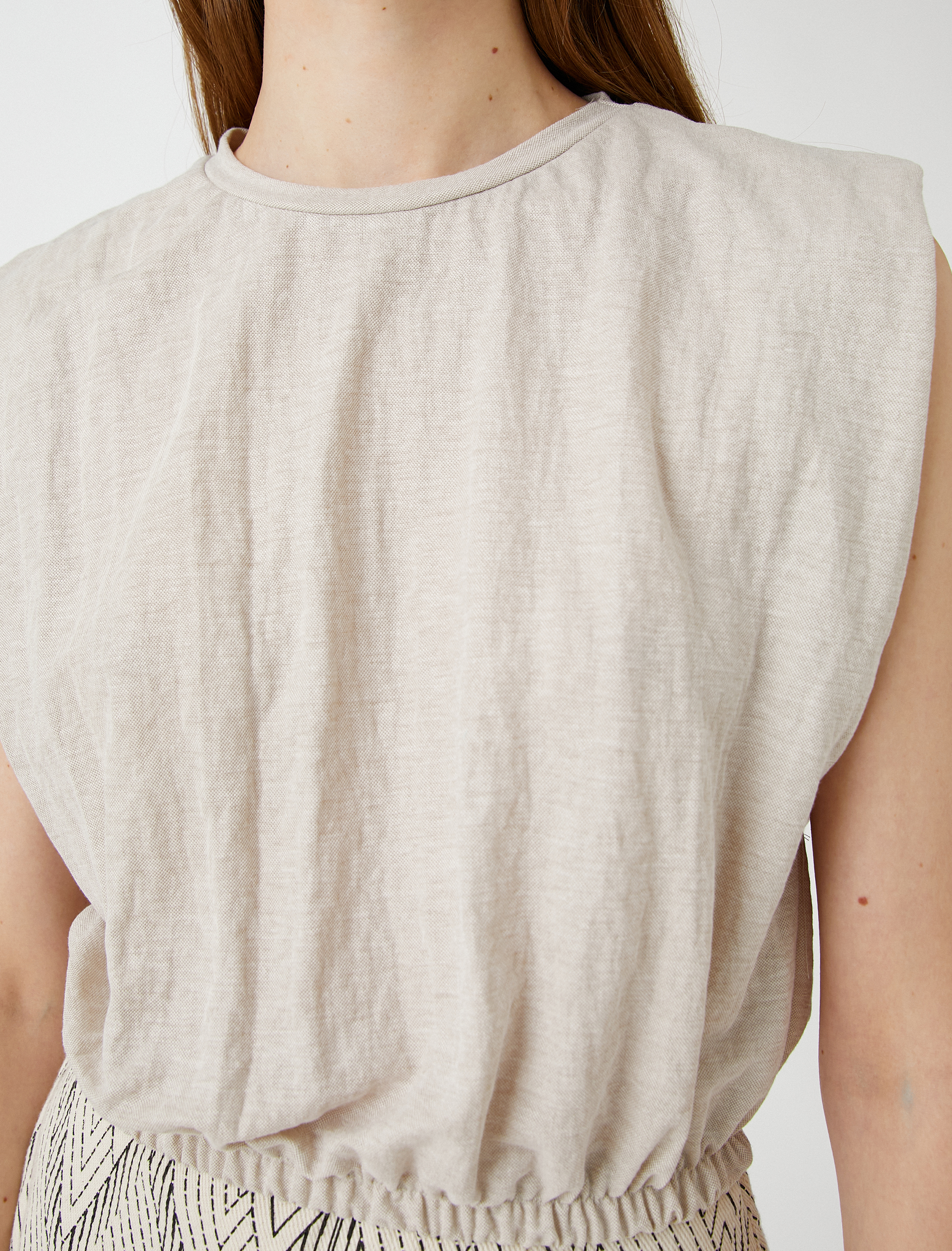   Crop Bluz Vatkalı Kolsuz Beli Lastikli