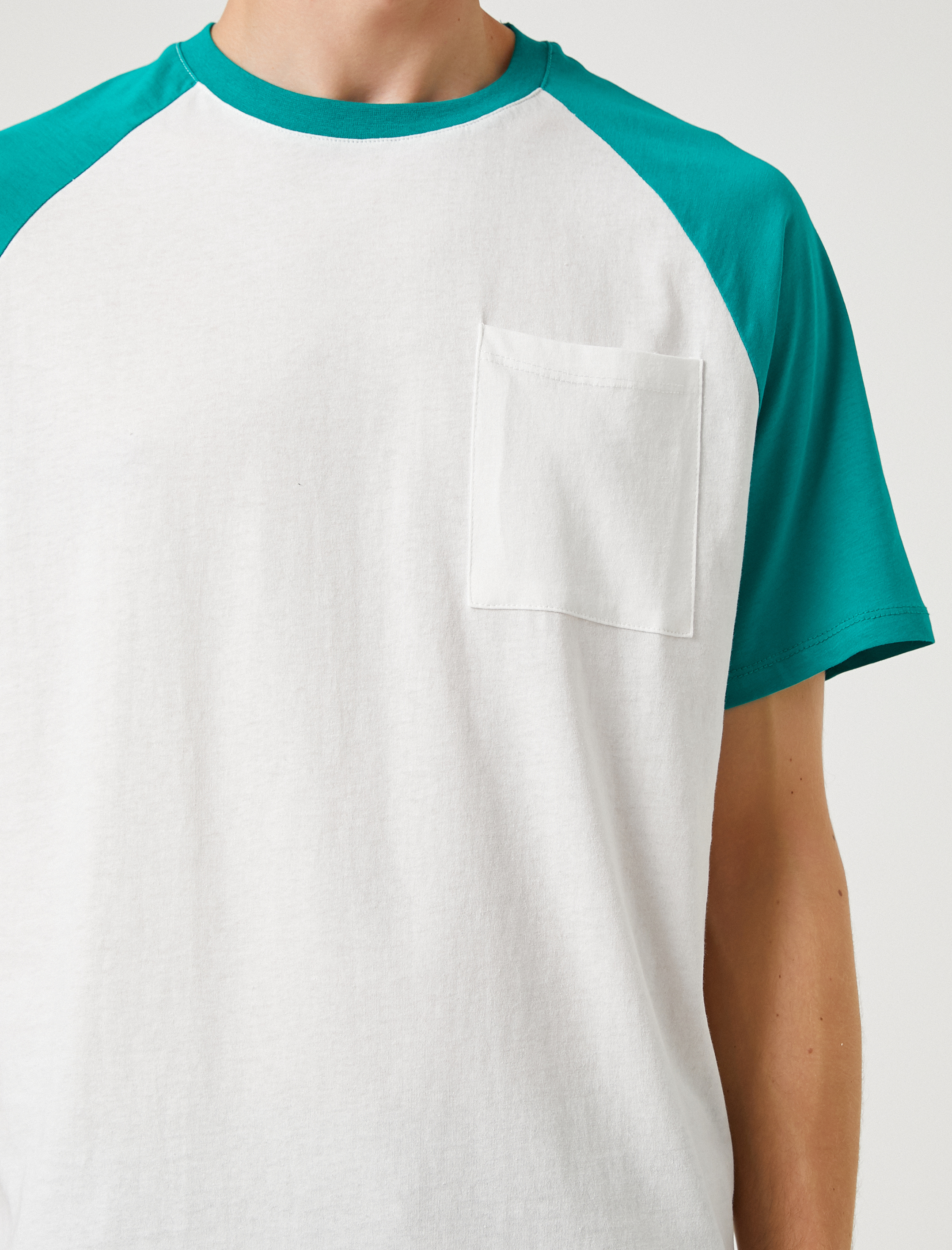   Cep Detaylı Tişört Reglan Kol Bisiklet Yaka Kısa Kollu