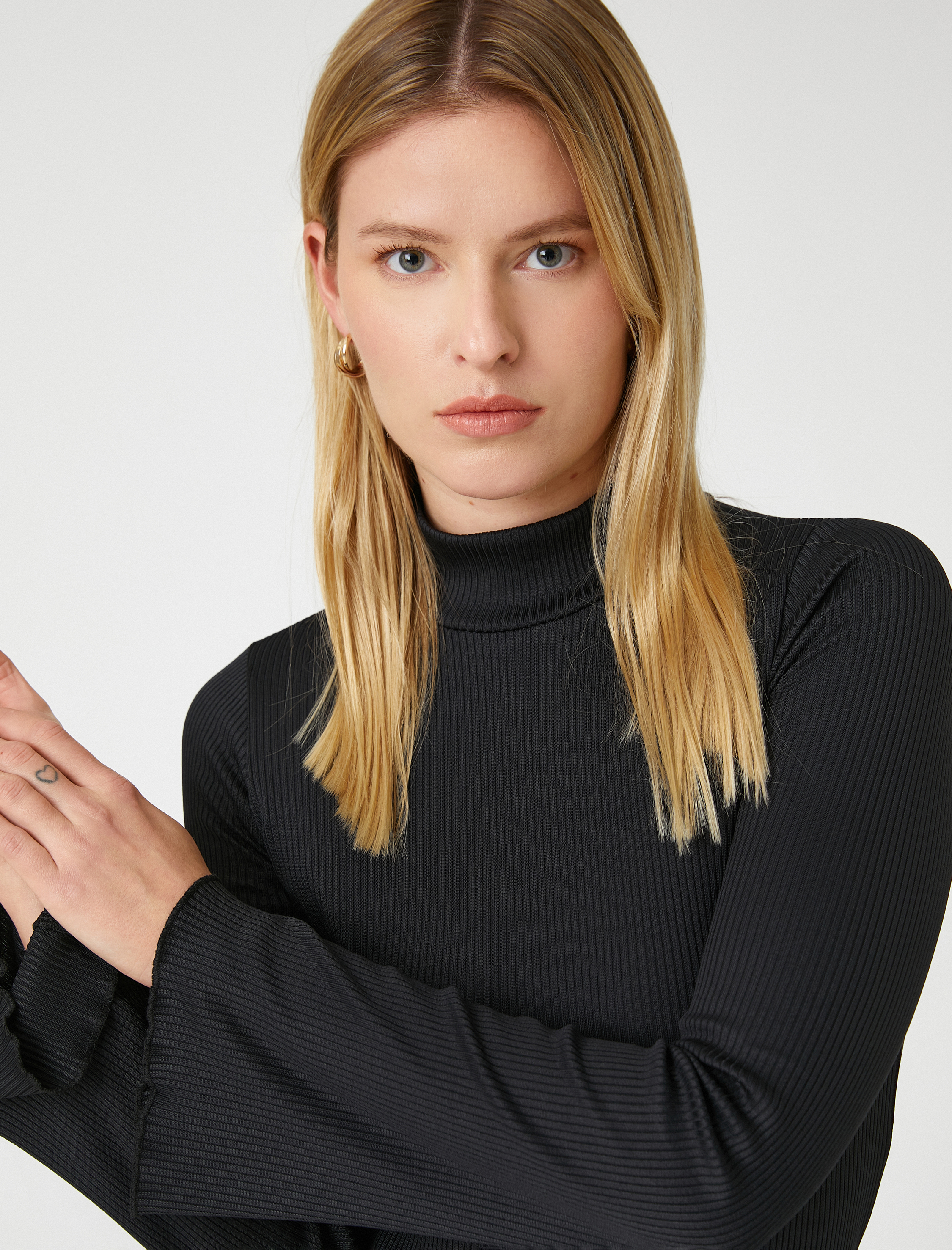   Boğazlı Yaka Ribanalı Kazak Slim Fit