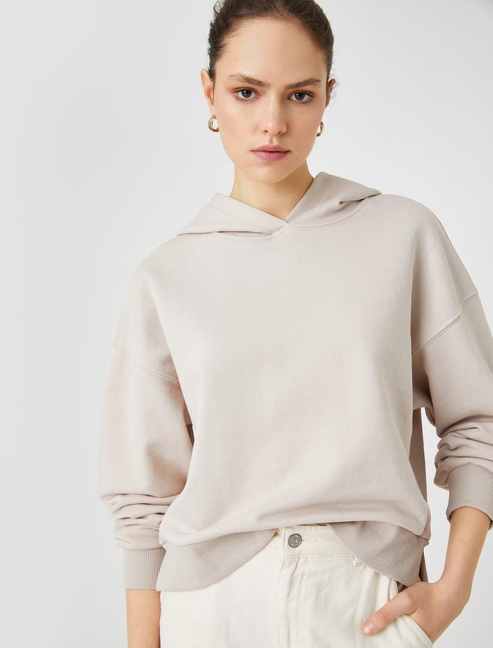  Basic Kapüşonlu Sweatshirt Relax Fit Reglan Kollu