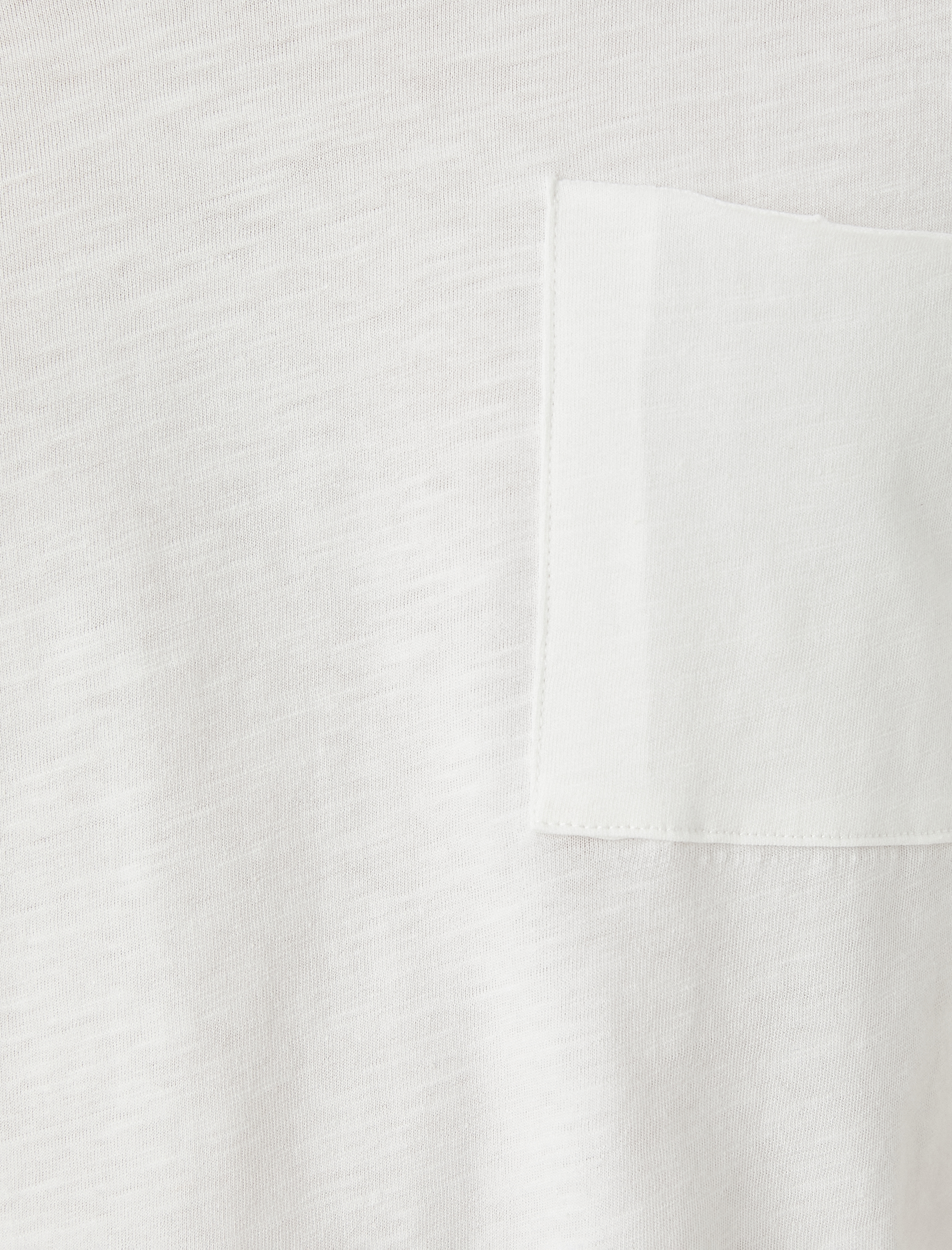   Basic Tişört V Yaka Cep Detaylı Kısa Kollu