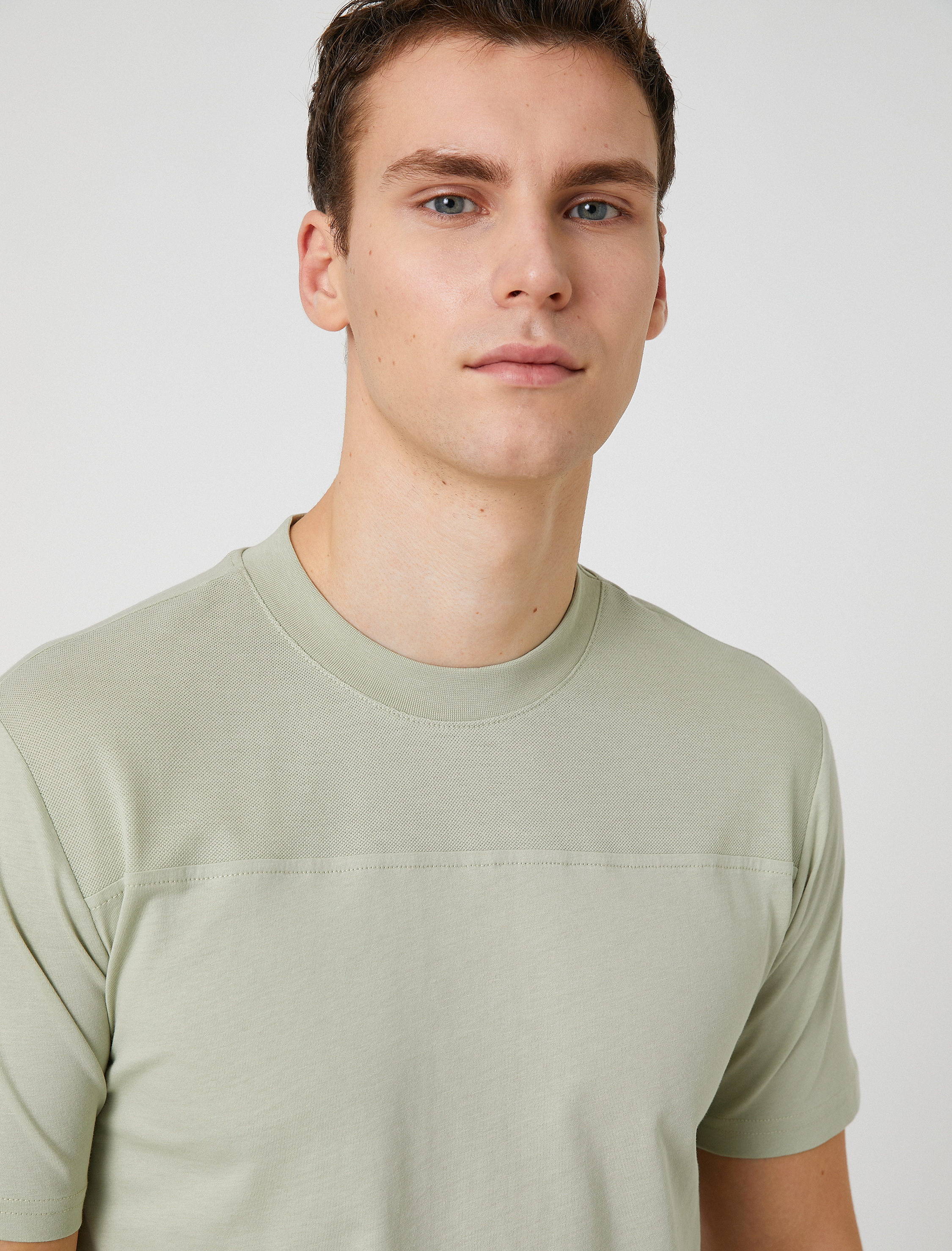   Bloklu Tişört Bisiklet Yaka Kısa Kollu Dikiş Detaylı