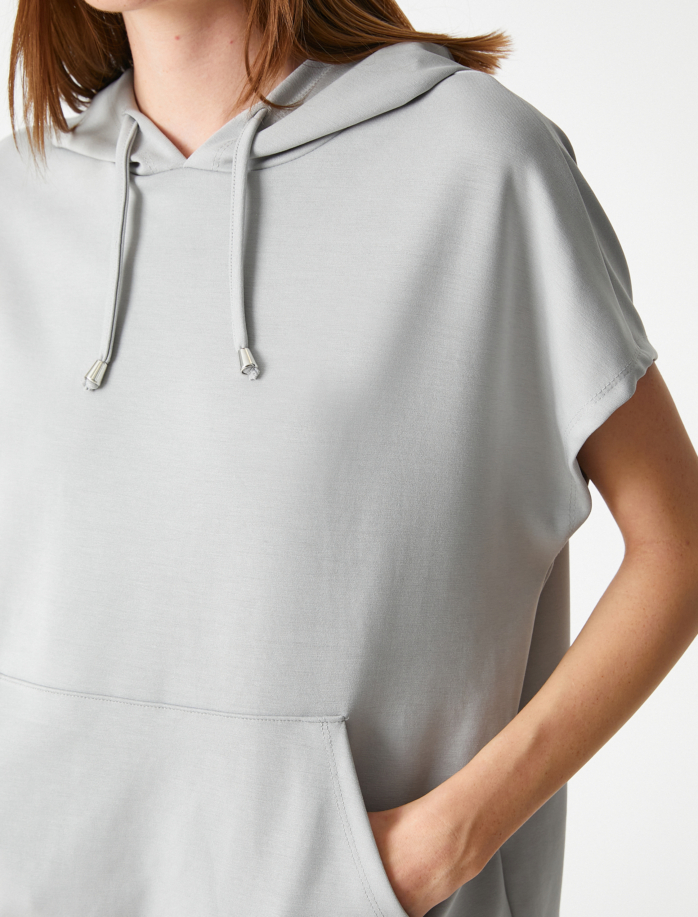   Kapüşonlu Kısa Kollu Sweatshirt Kanguru Cepli Modal Karışımlı