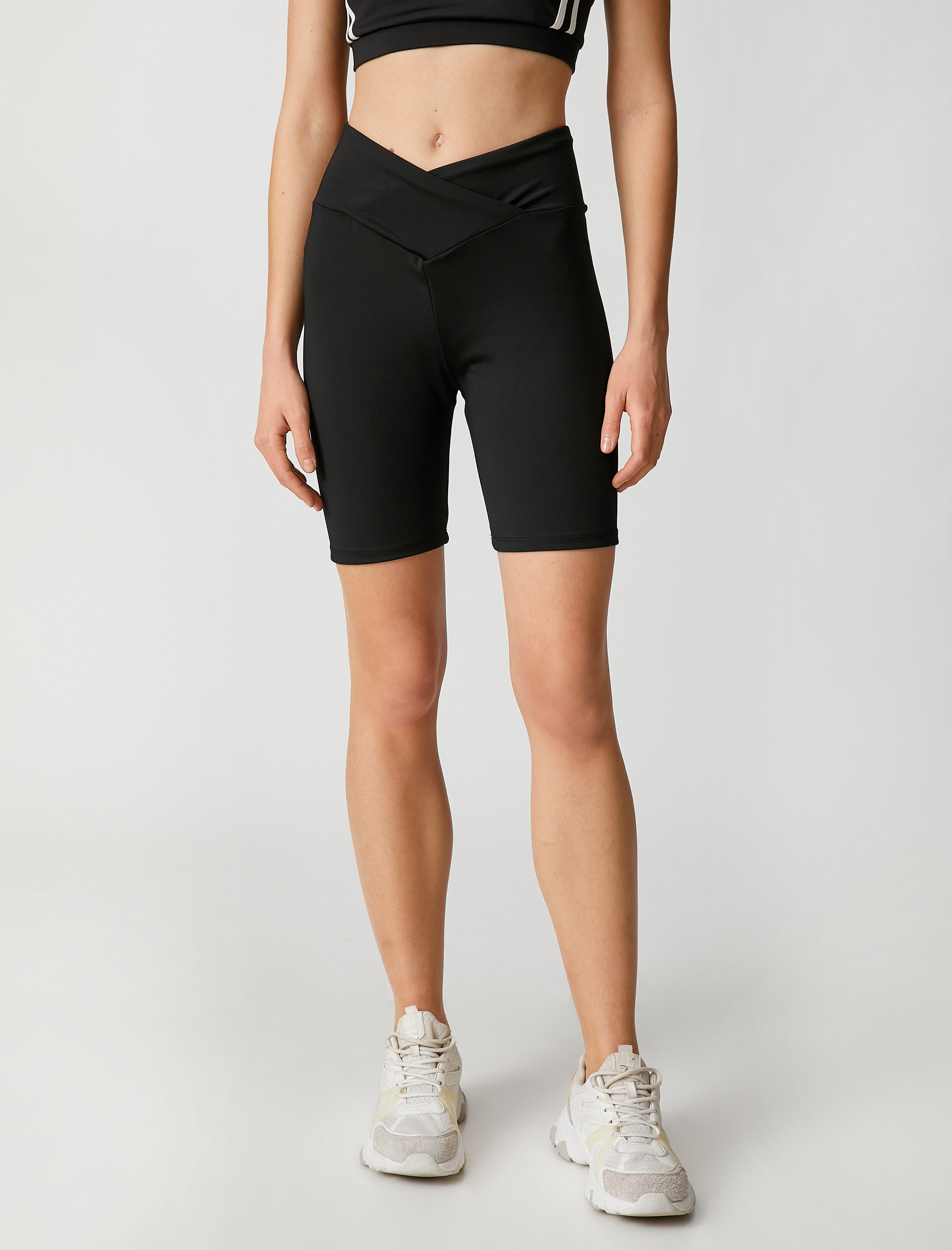   Spor Biker Tayt Bel Detaylı