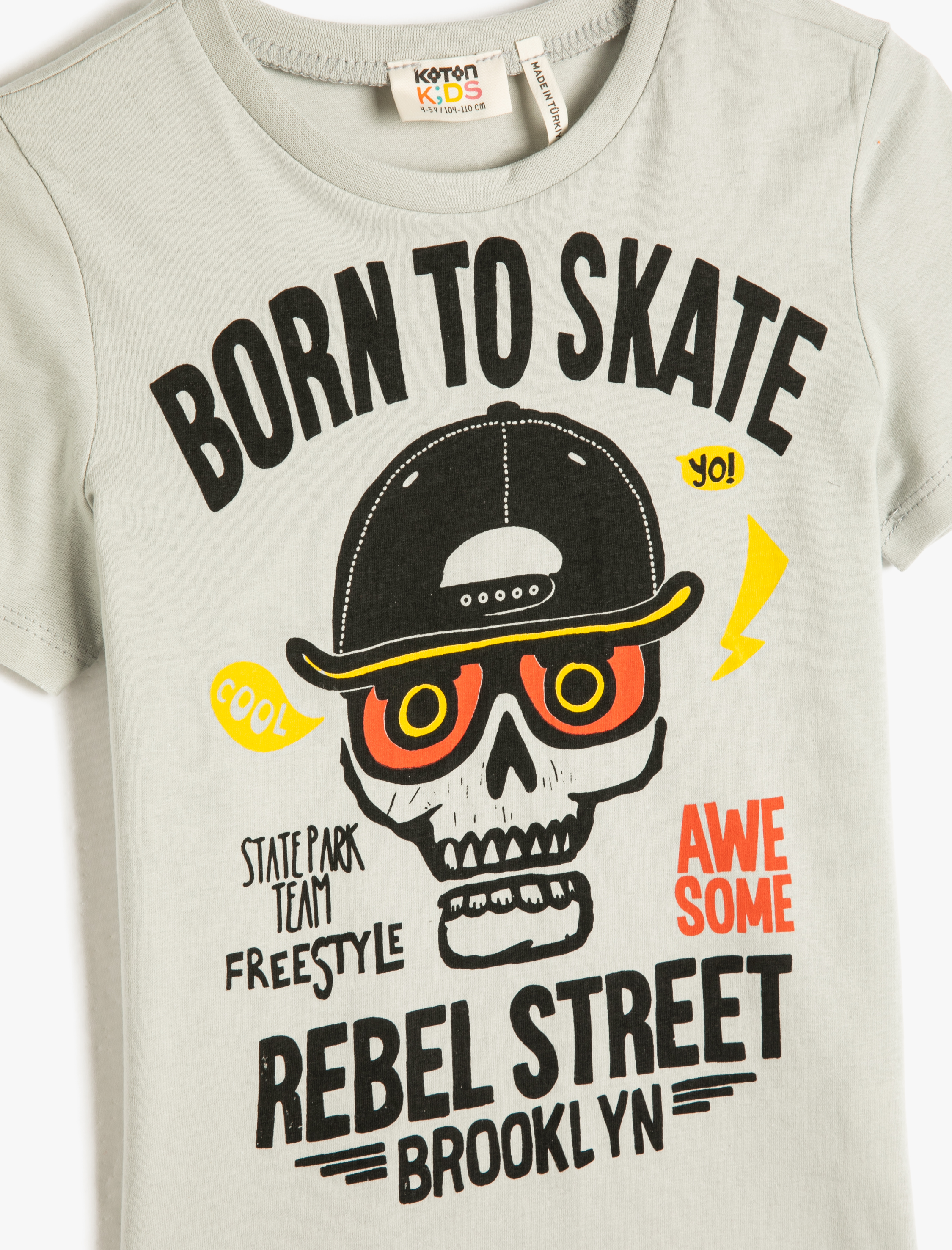  Erkek Çocuk Kuru Kafa Baskılı Kısa Kollu Tişört Bisiklet Yaka Pamuklu