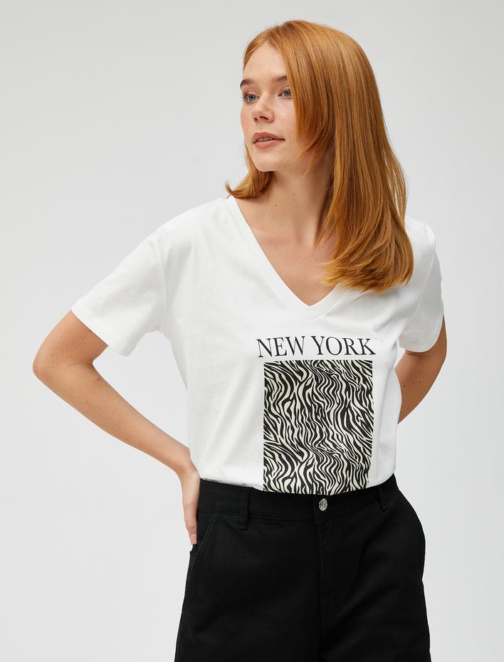  Kısa Kollu Tişört Zebra Baskılı V Yaka