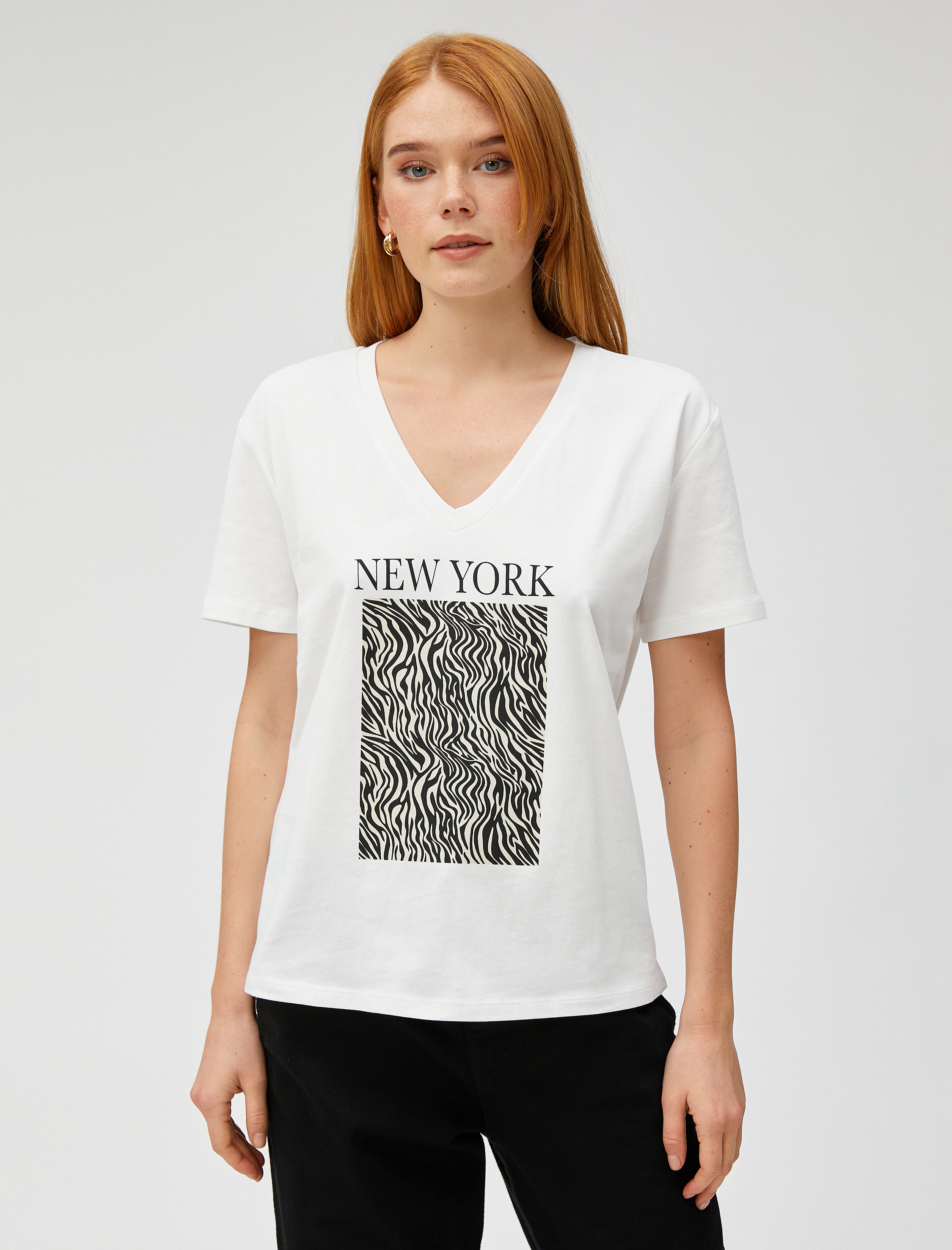   Kısa Kollu Tişört Zebra Baskılı V Yaka