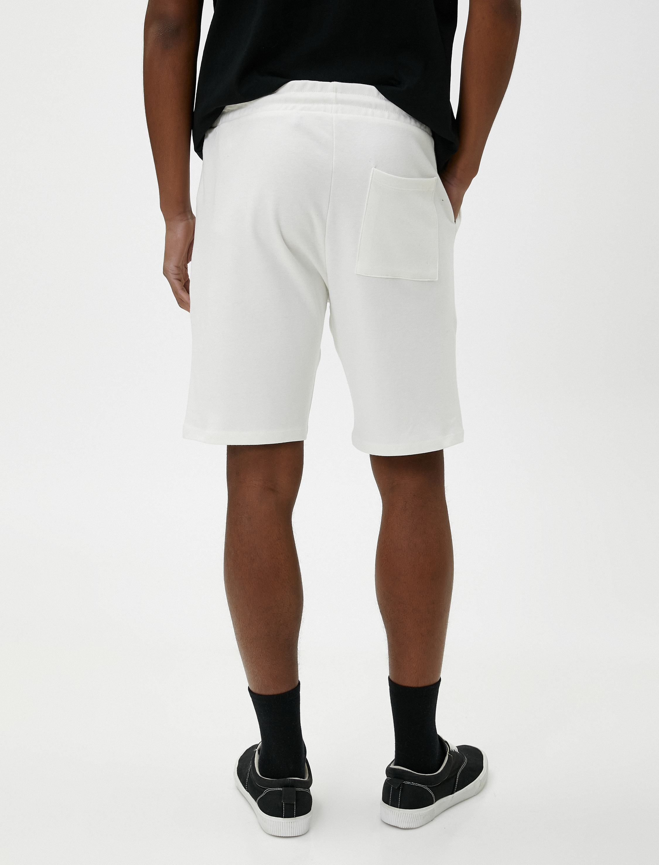   Beli Bağcıklı Şort Cep Detaylı Dar Kesim