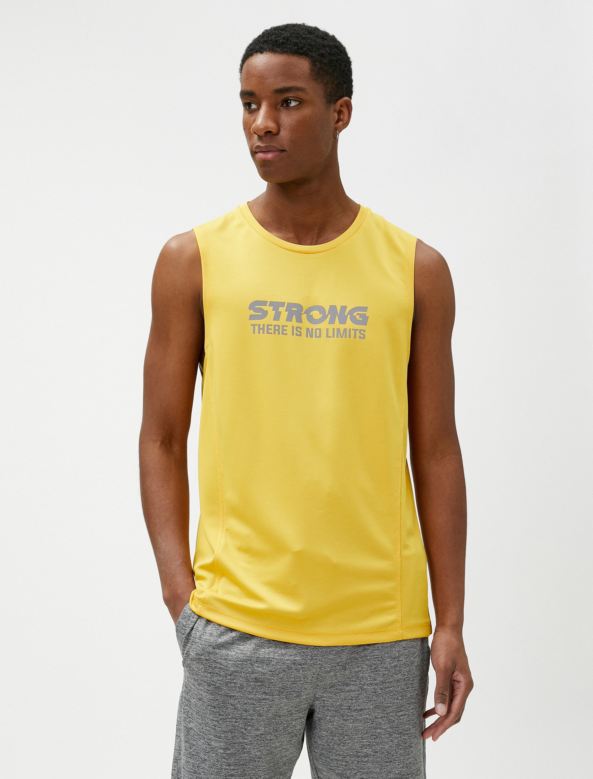 Sporcu Atleti Slogan Baskılı Bisiklet Yaka Kolsuz