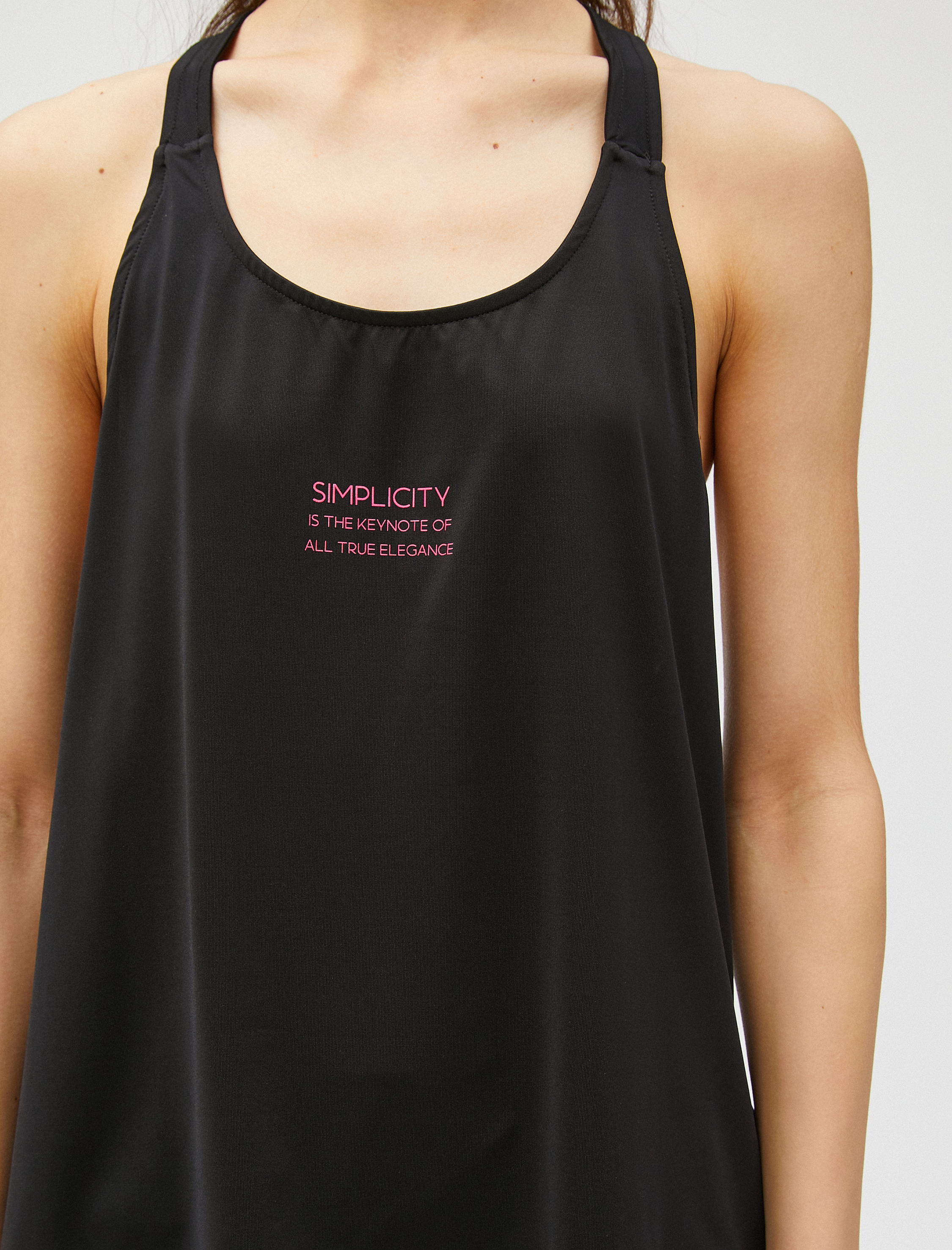   Sporcu Atleti Biye Detaylı Halter Yaka Baskılı