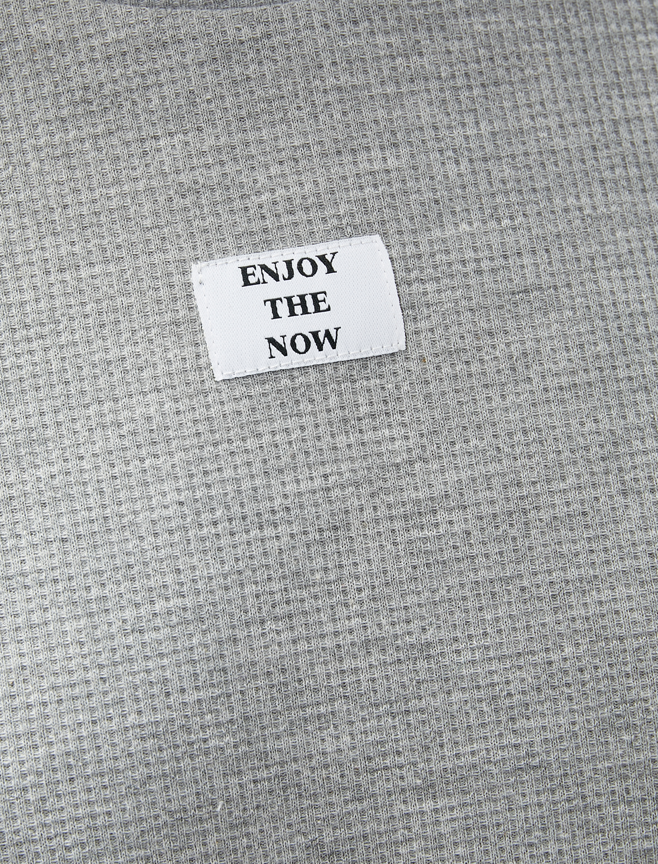   Kısa Kollu Pijama Üstü Bisiklet Yaka Etiket Detaylı Modal