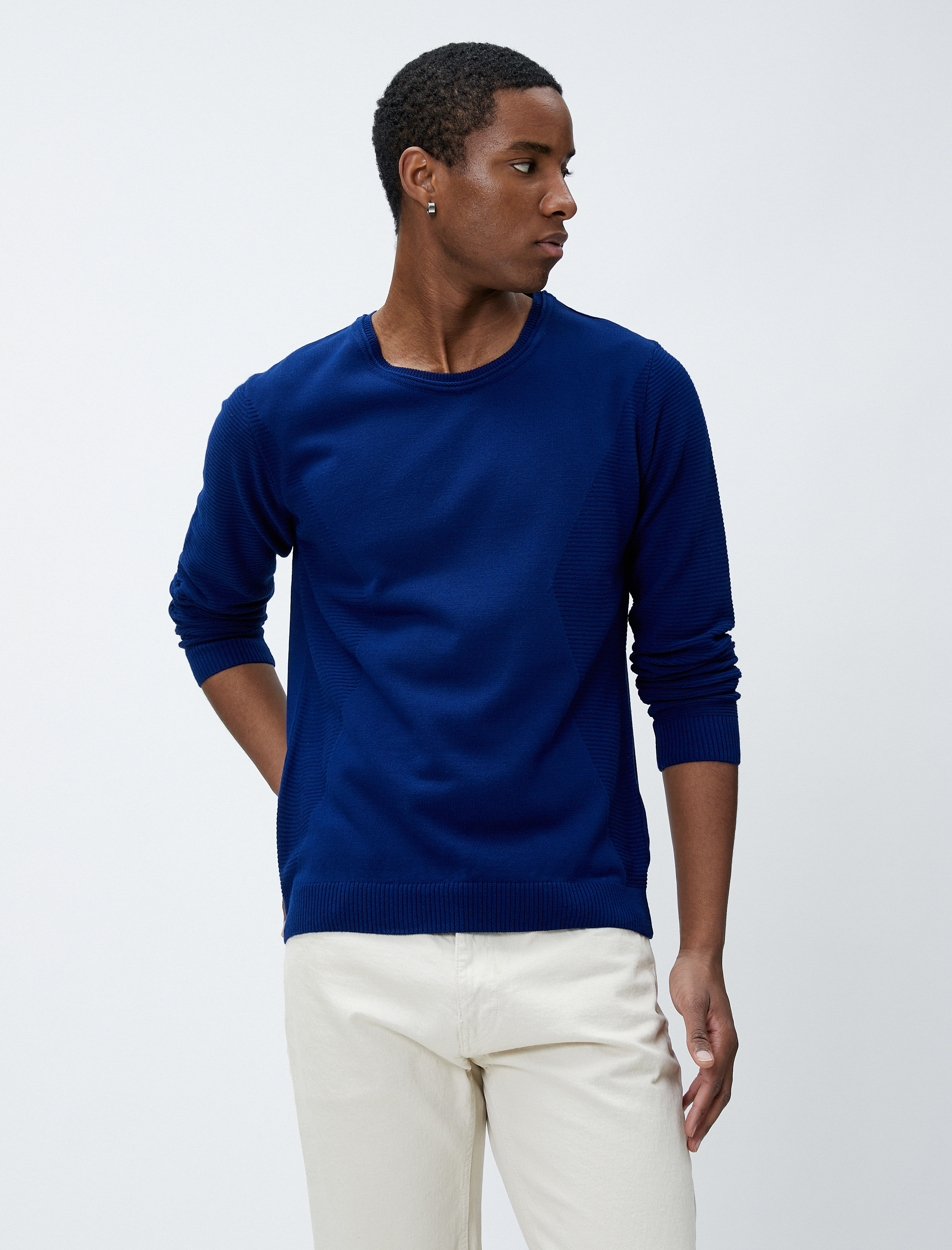   Basic Kazak Bisiklet Yaka Slim Fit Uzun Kollu Dokulu