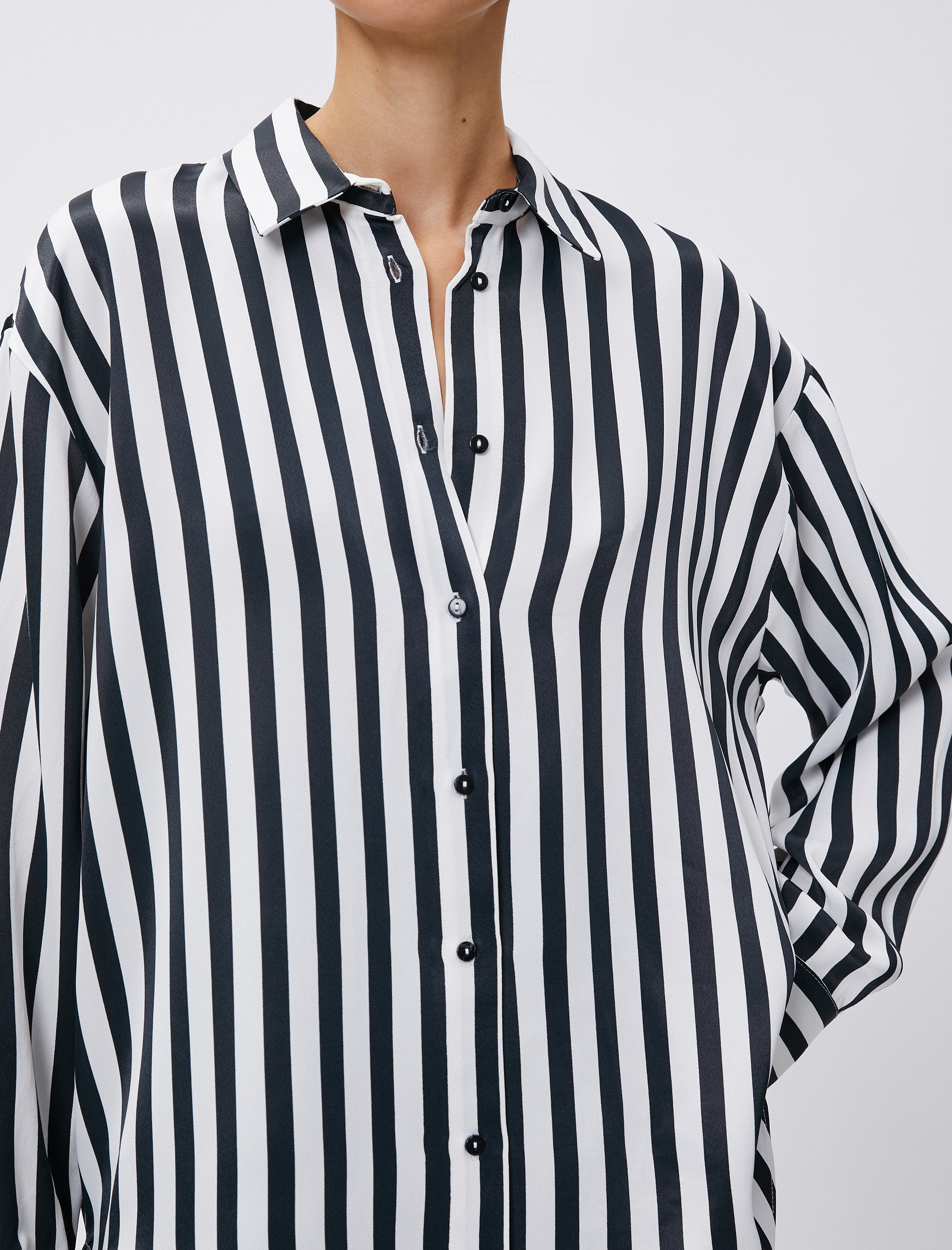   Uzun Kollu Gömlek Rahat Kesim