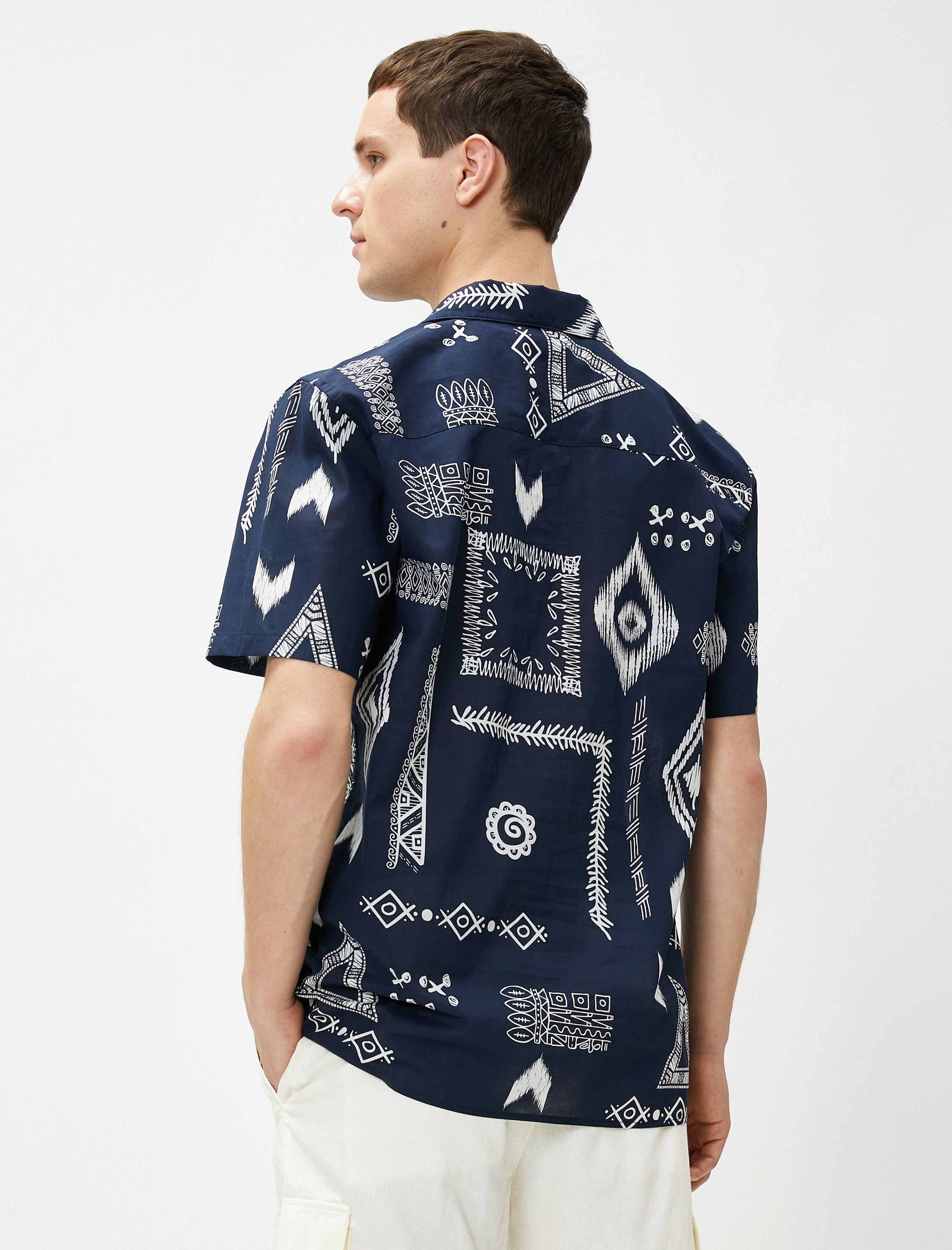   Yazlık Gömlek Kısa Kollu Etnik Baskılı Devrik Yaka Düğmeli