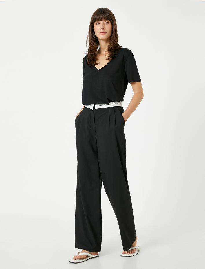  V Yaka Basic Tişört Kısa Kollu