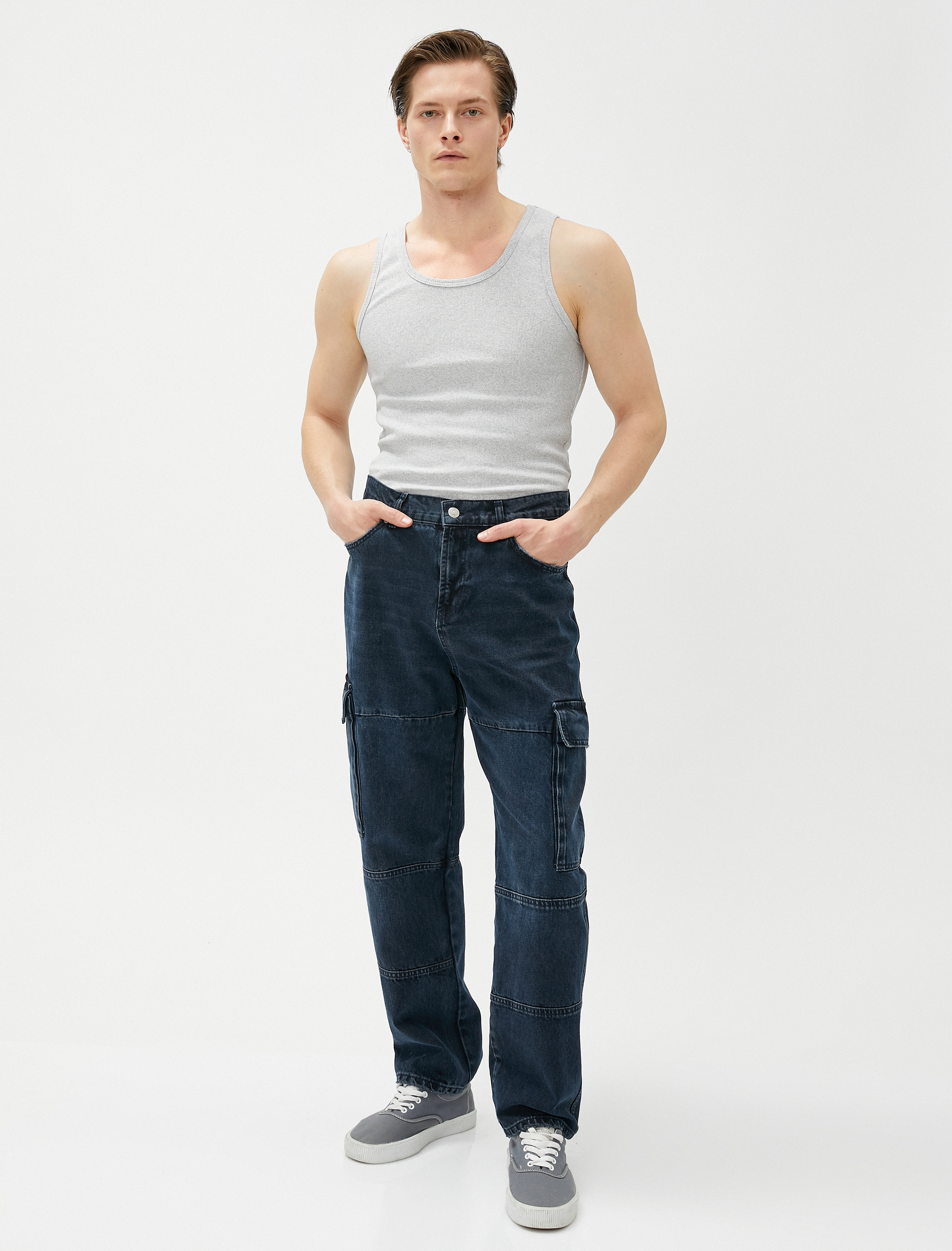   Basic Kolsuz Tişört Halter Yaka