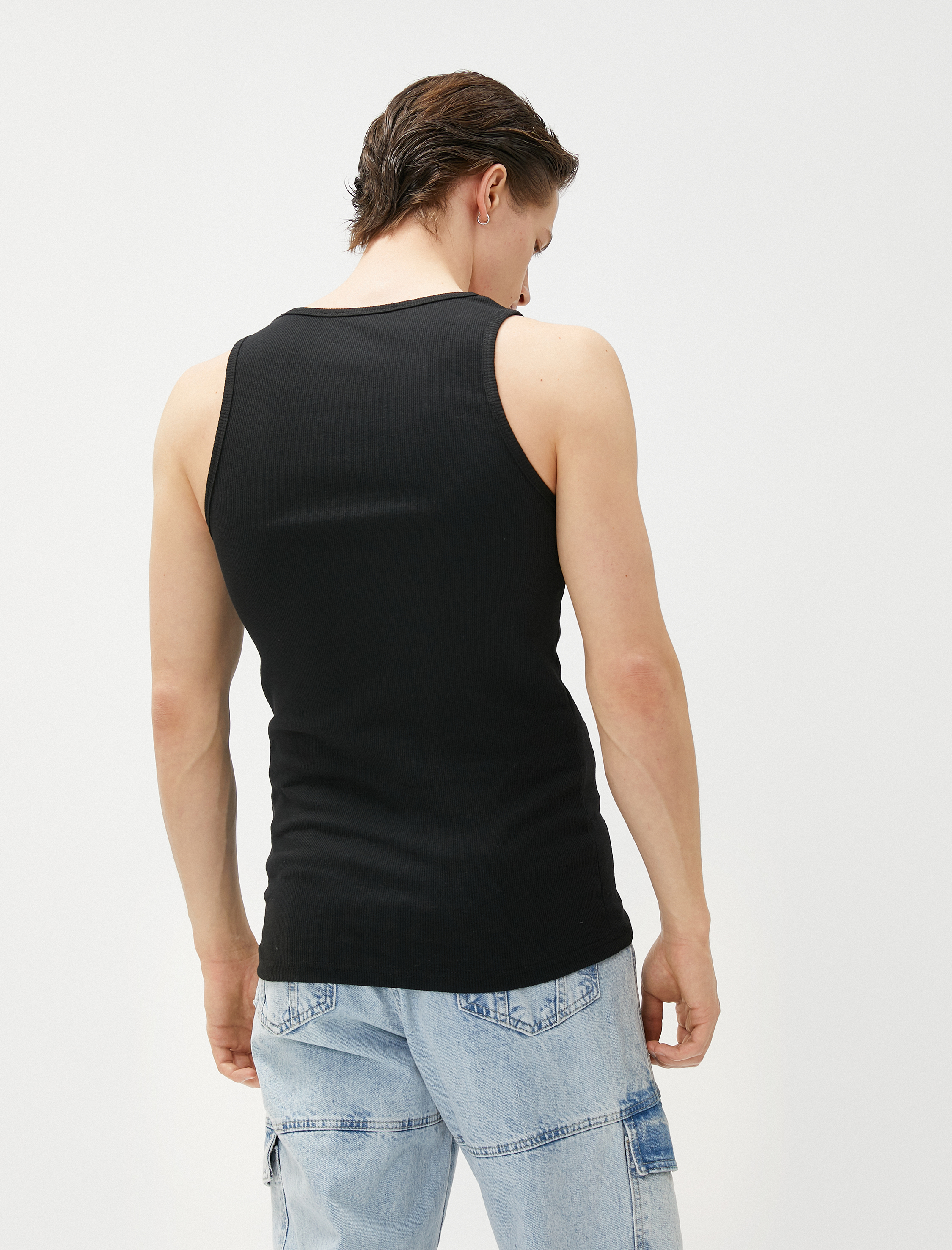   Basic Kolsuz Tişört Halter Yaka