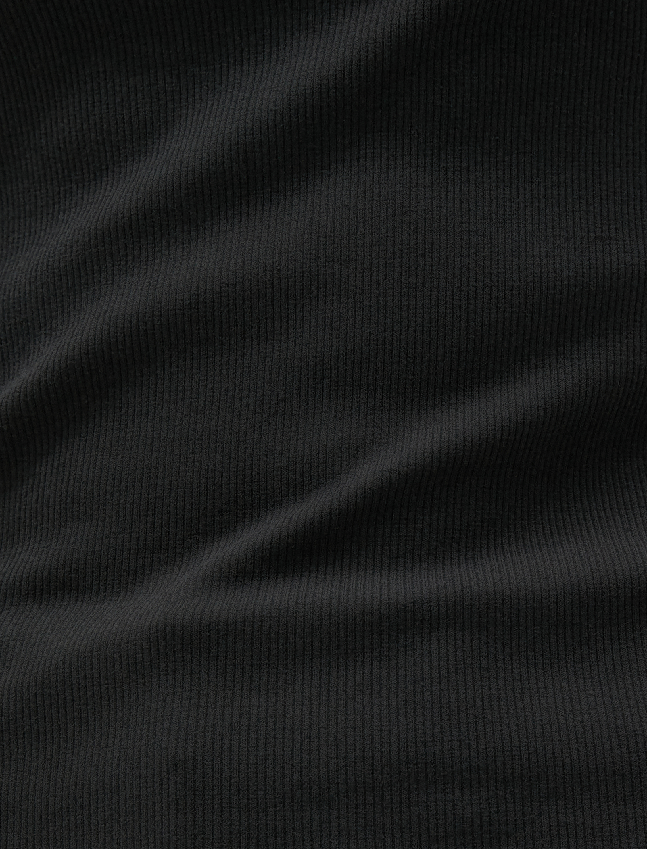   Basic Kolsuz Tişört Halter Yaka