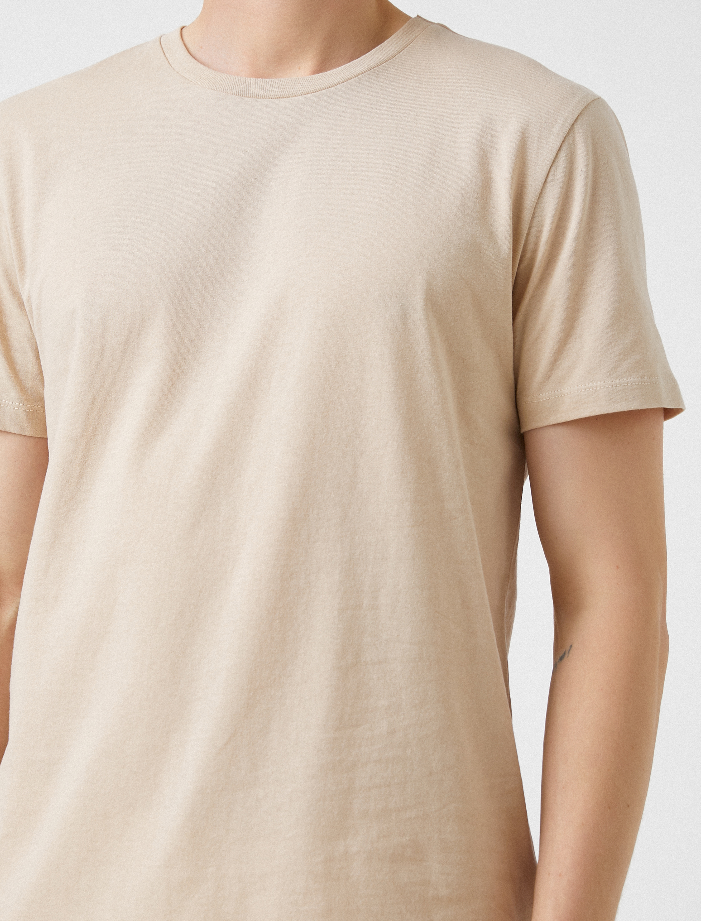   Basic Tişört Bisiklet Yaka