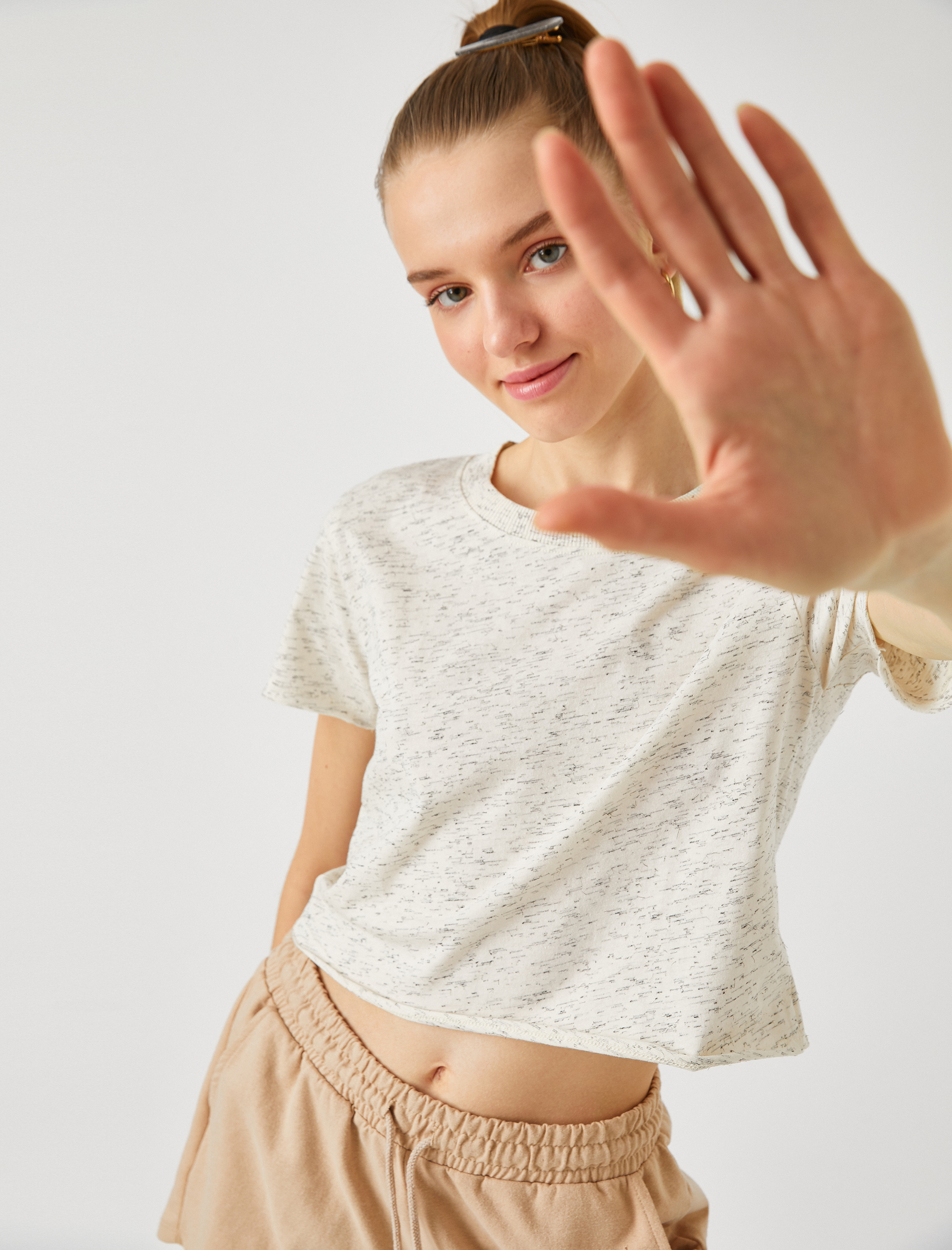   Kısa Kollu Bisiklet Yaka Tişört