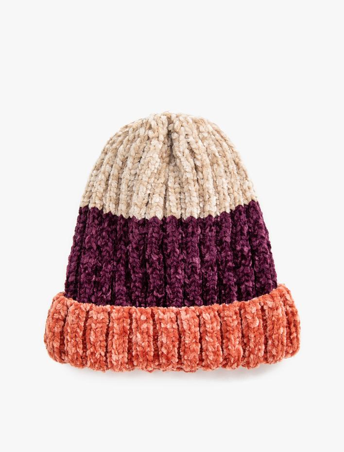 Kadın Örgü Ribanalı Bere