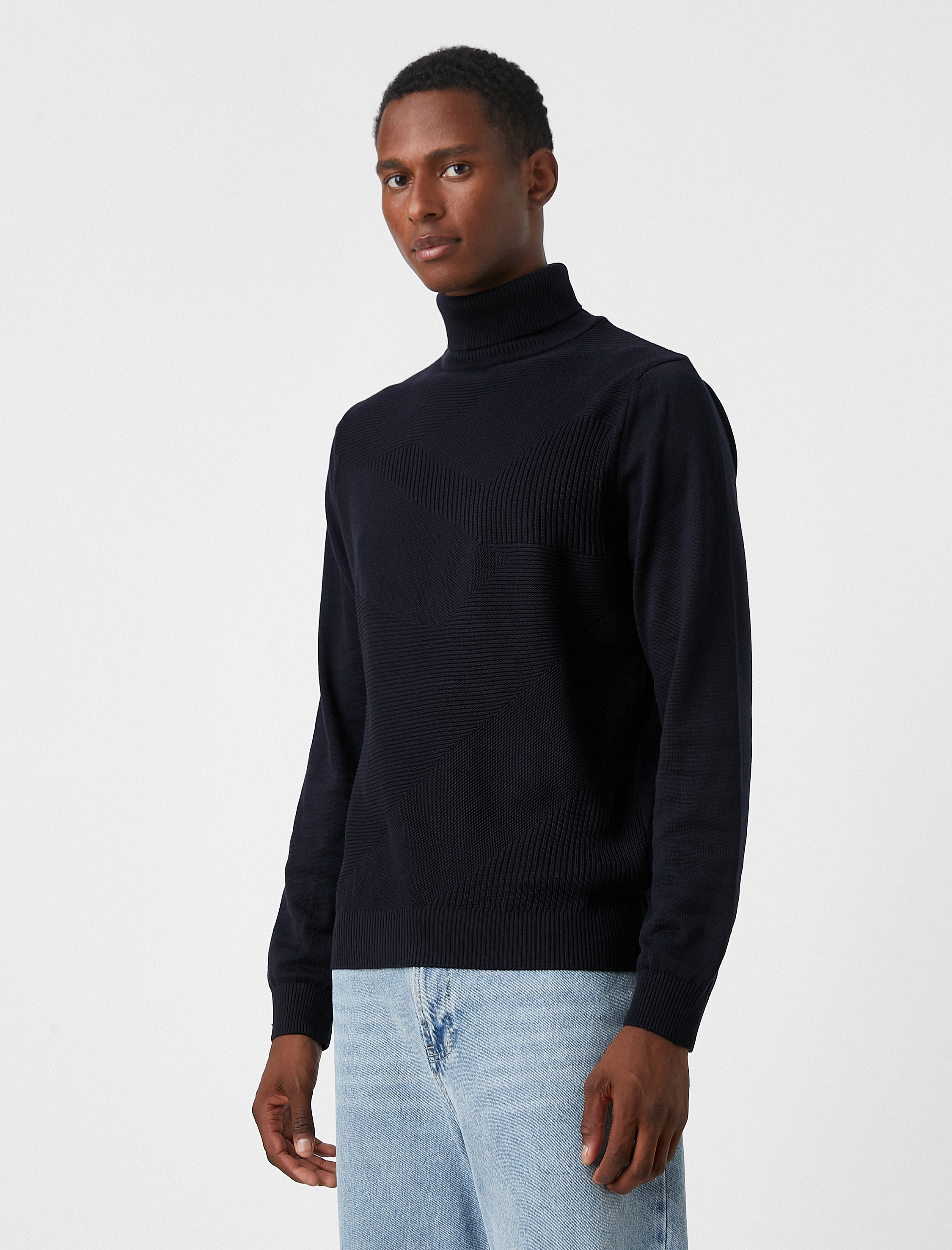   Boğazlı Triko Kazak