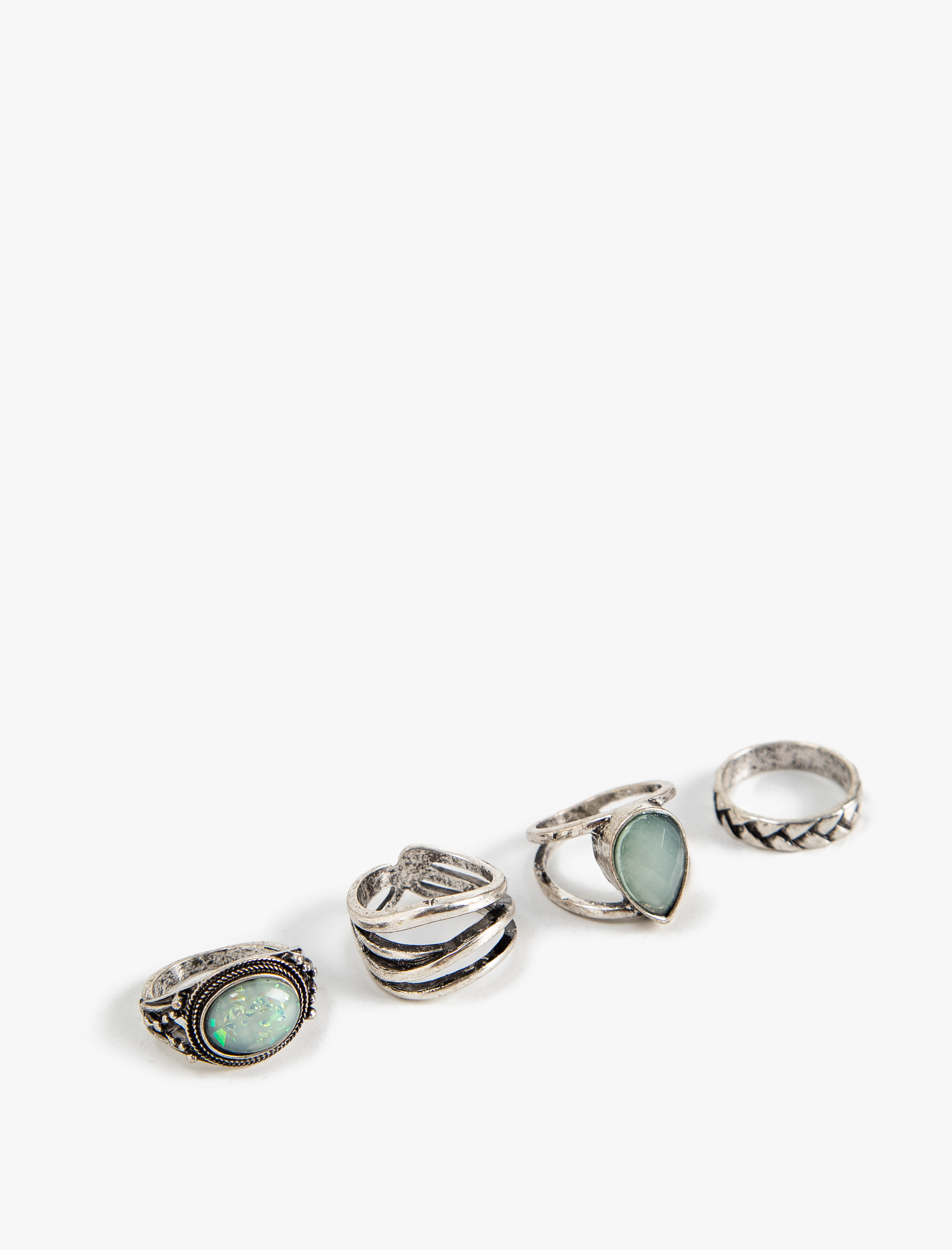  Kadın 4'lü Yüzük Seti