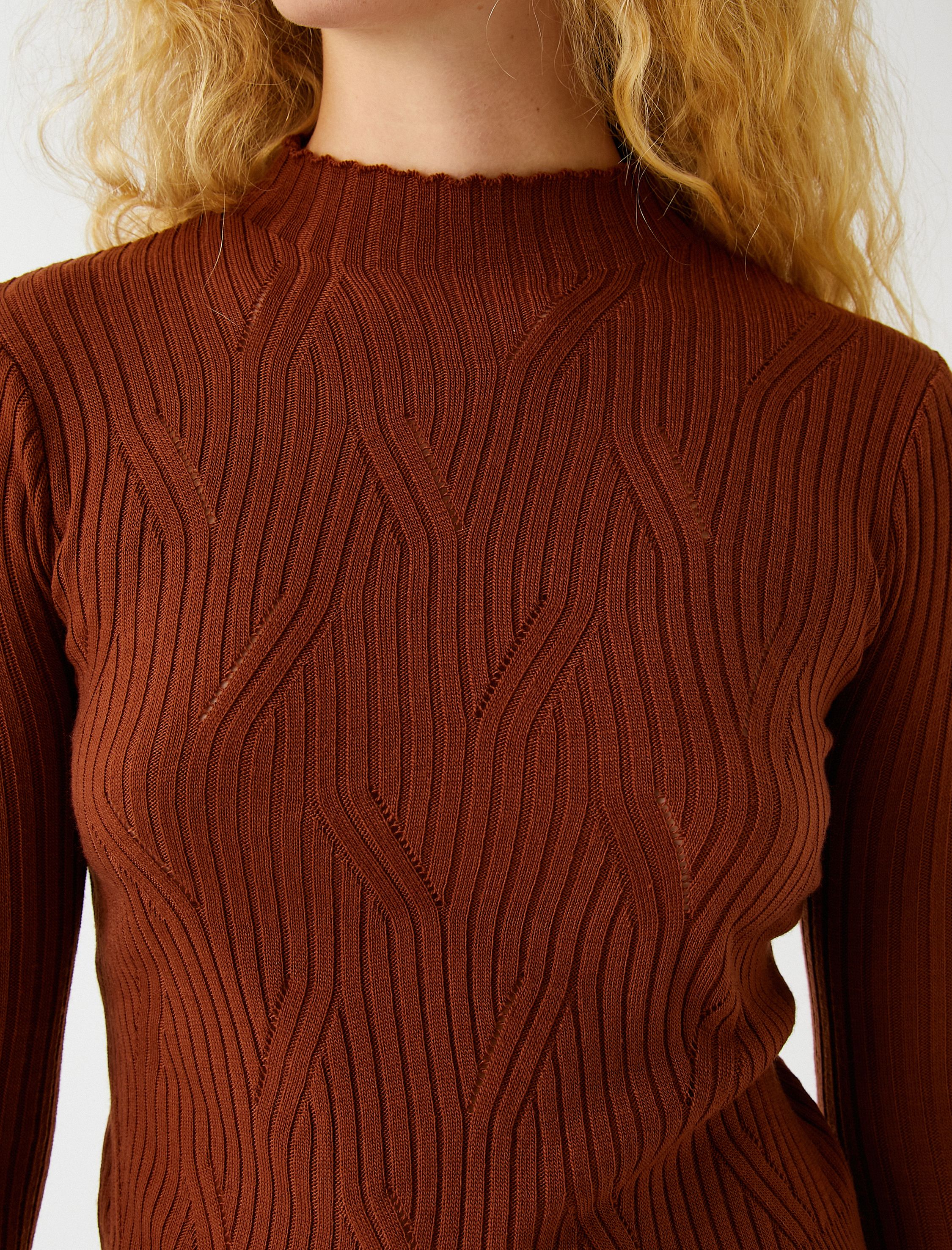   Balıkçı Yaka Kazak Örgü Desenli Kaşmir Dokulu