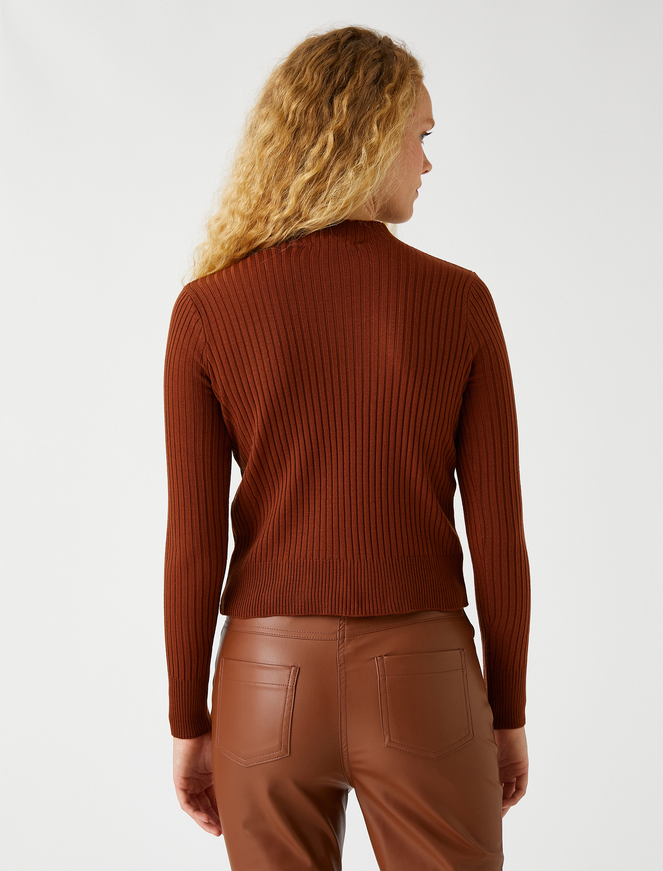   Balıkçı Yaka Kazak Örgü Desenli Kaşmir Dokulu