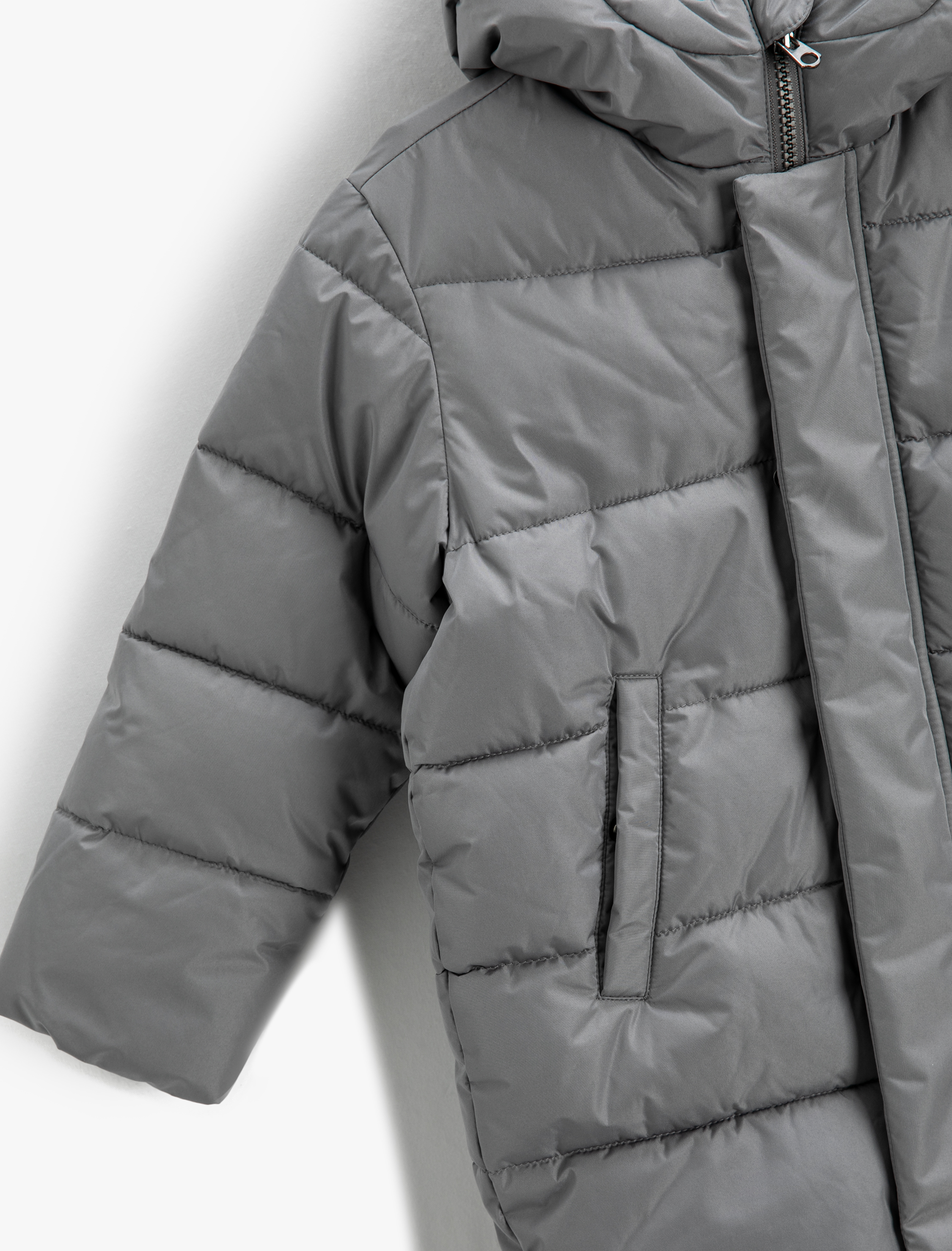  Erkek Çocuk Kapüşonlu Şişme Mont