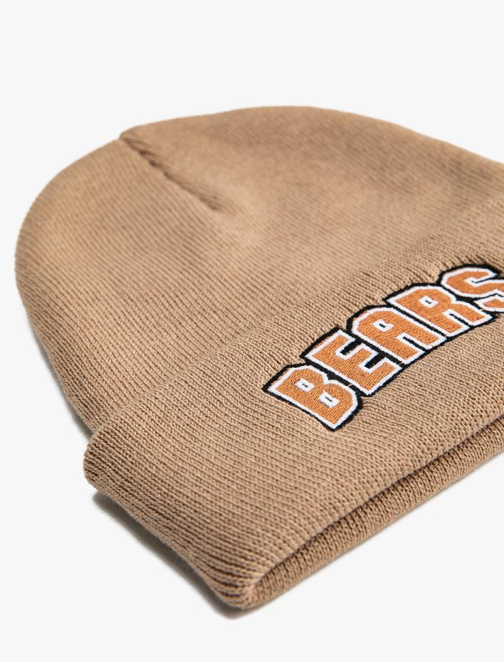 Erkek Yazı İşlemeli Bere Katlama Detaylı