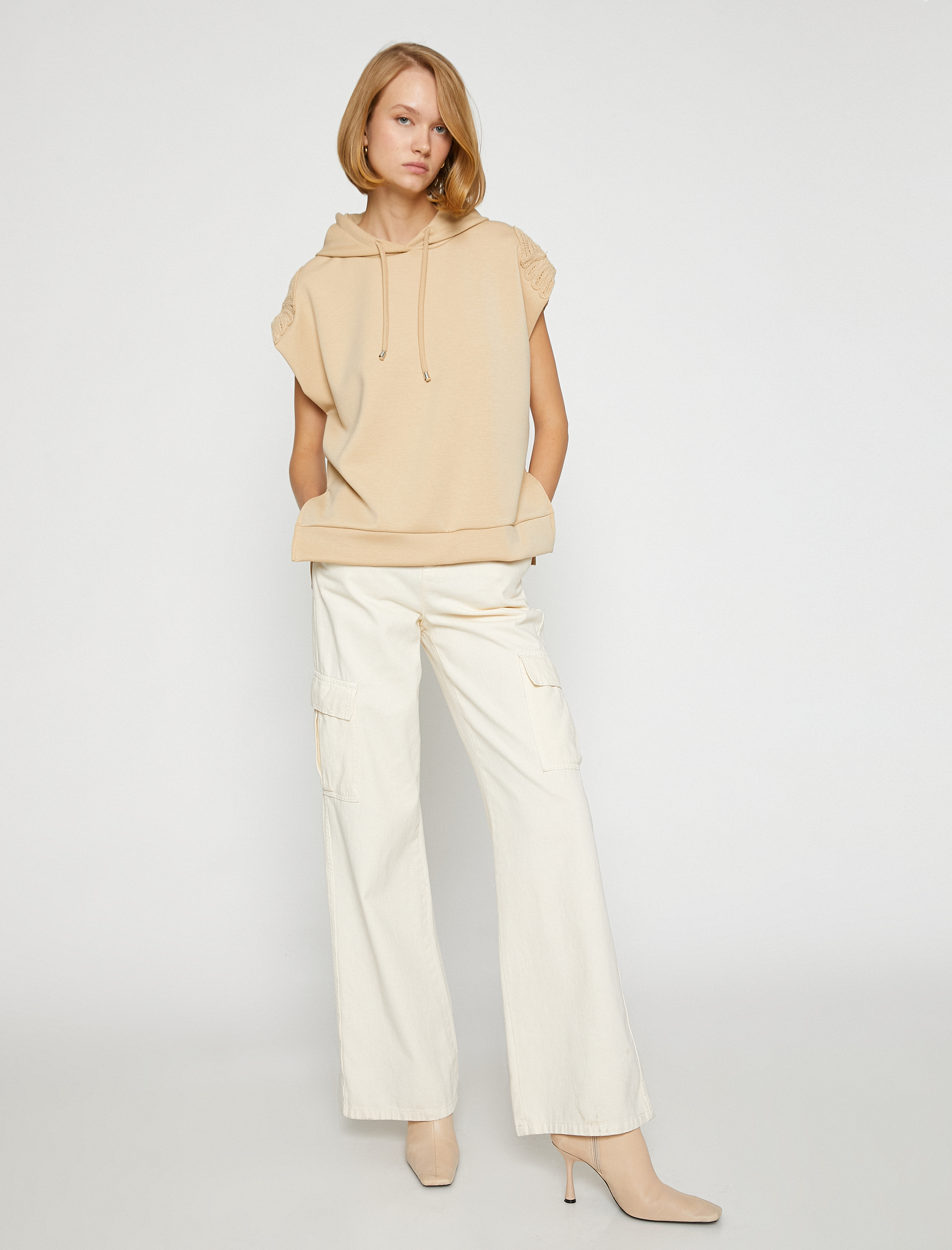   Kapüşonlu Sweatshirt Kısa Kollu