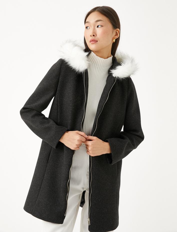  Fermuarlı Kaşe Kaban Kapüşonlu Peluş Detaylı