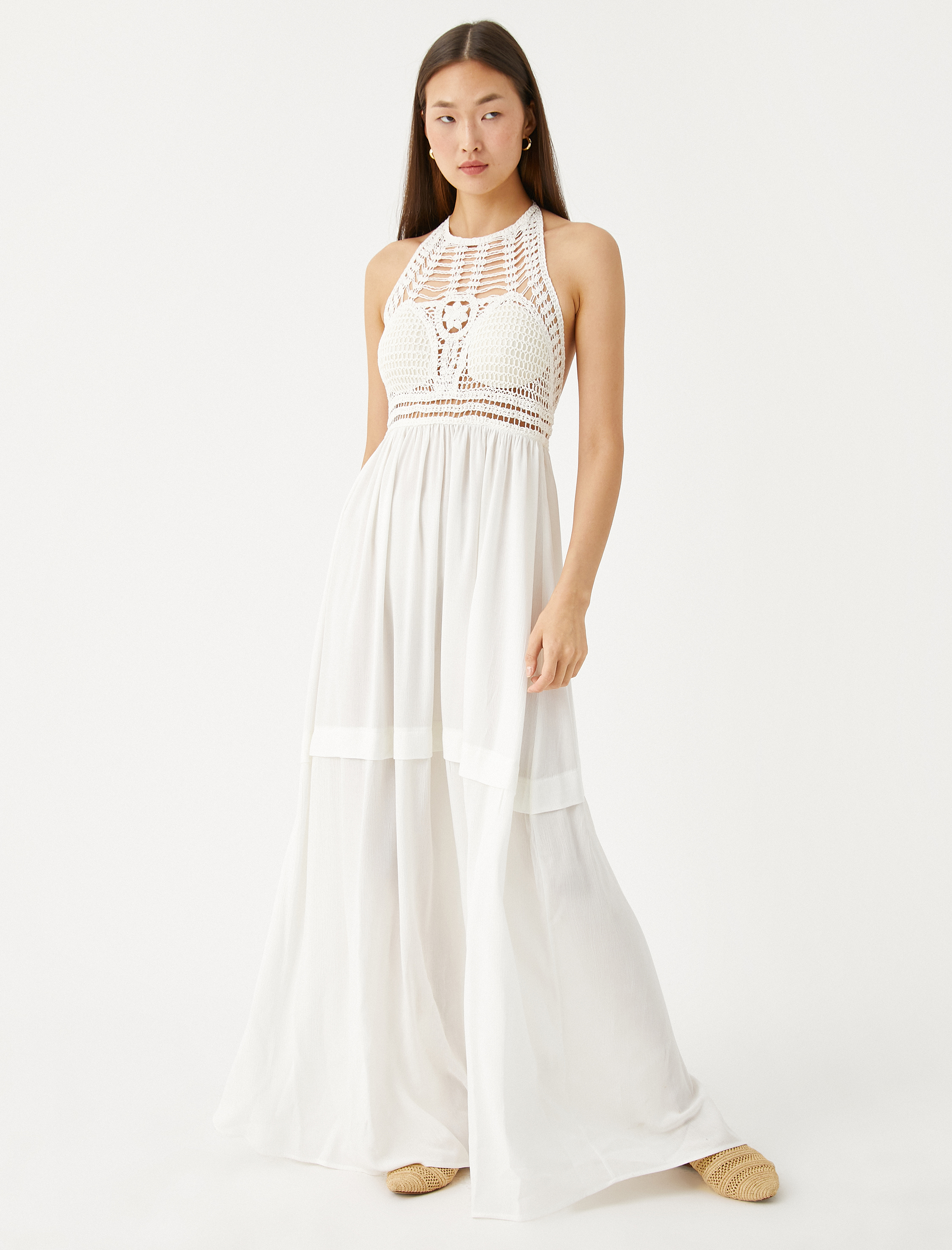   Uzun Viskon Elbise Kroşe Detaylı Halter Yaka